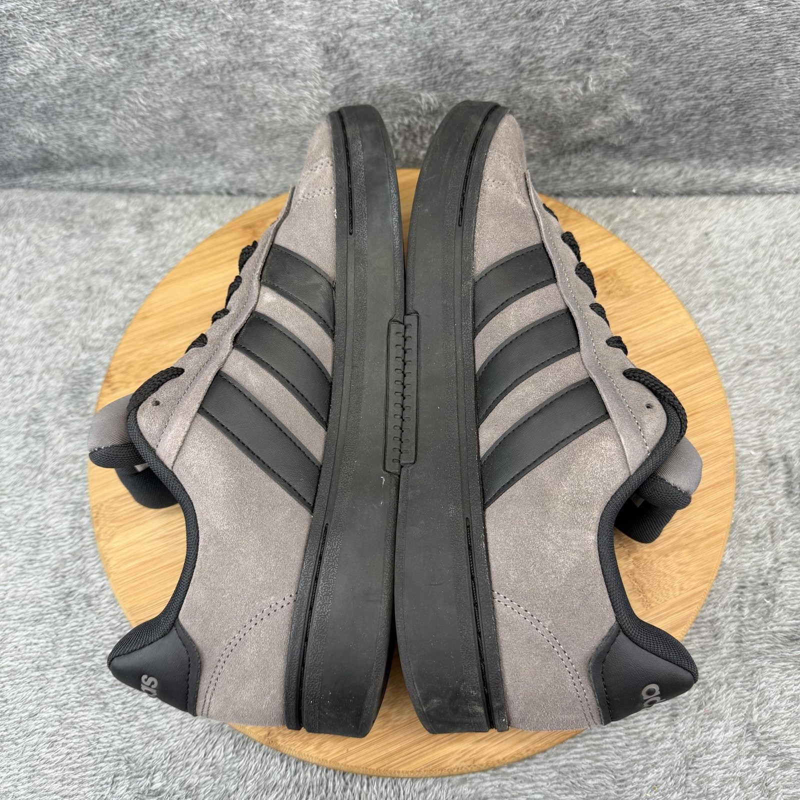 Adidas Cloudfoam Shoes Mens Size 10.5 Gray Suede Low Top Walking Sneakers