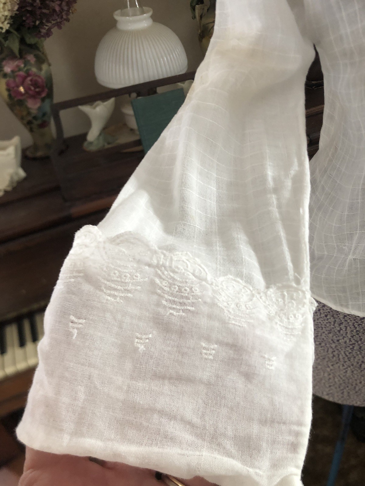 Vintage Antique 1900’s Embroidery Trim Fine Cotton Pretty Detail Blouse B 34/36”