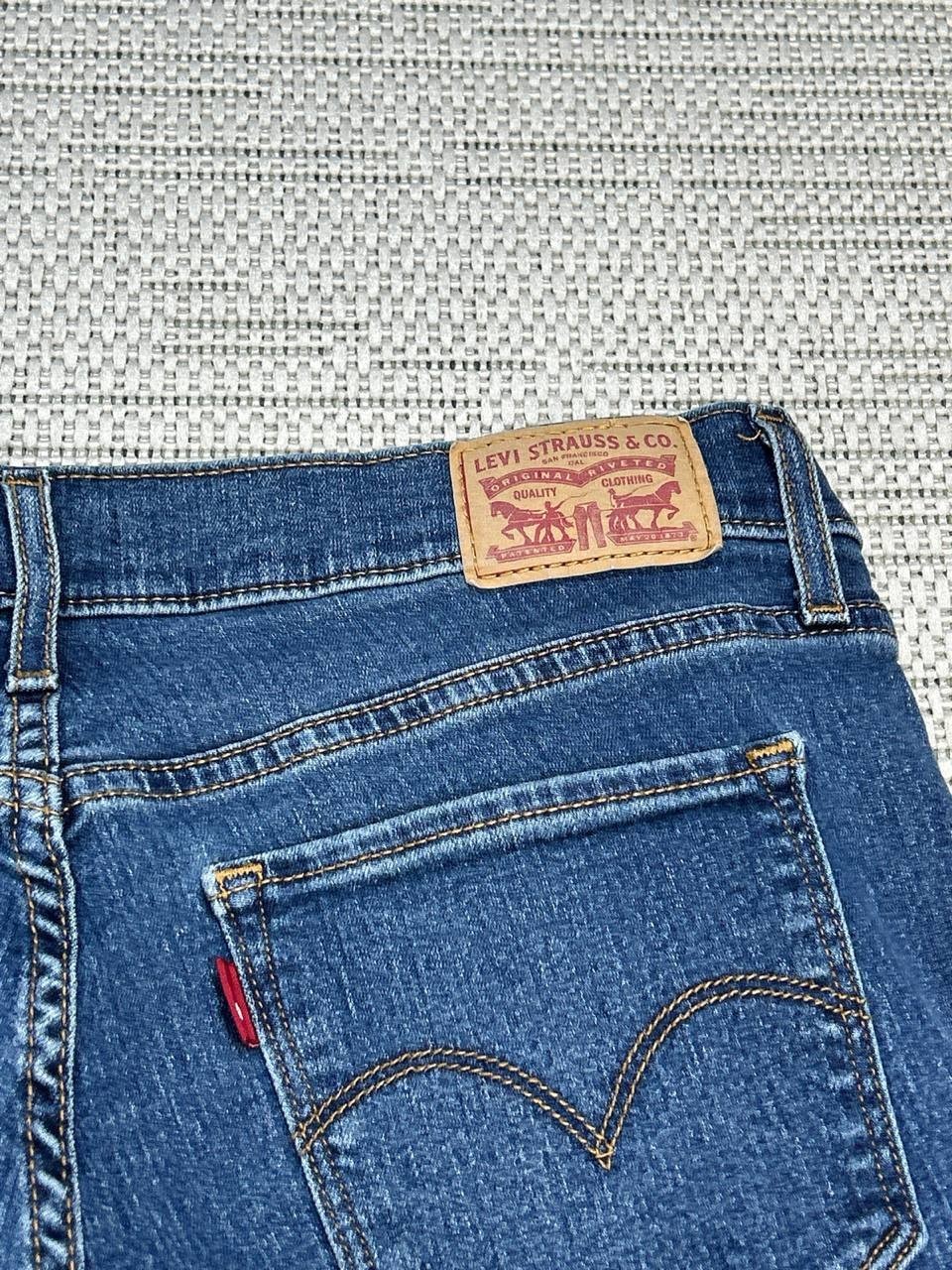 Levis 314 Shaping Straight Jeans Womens 31 Blue Whiskering Denim Cotton 31×28
