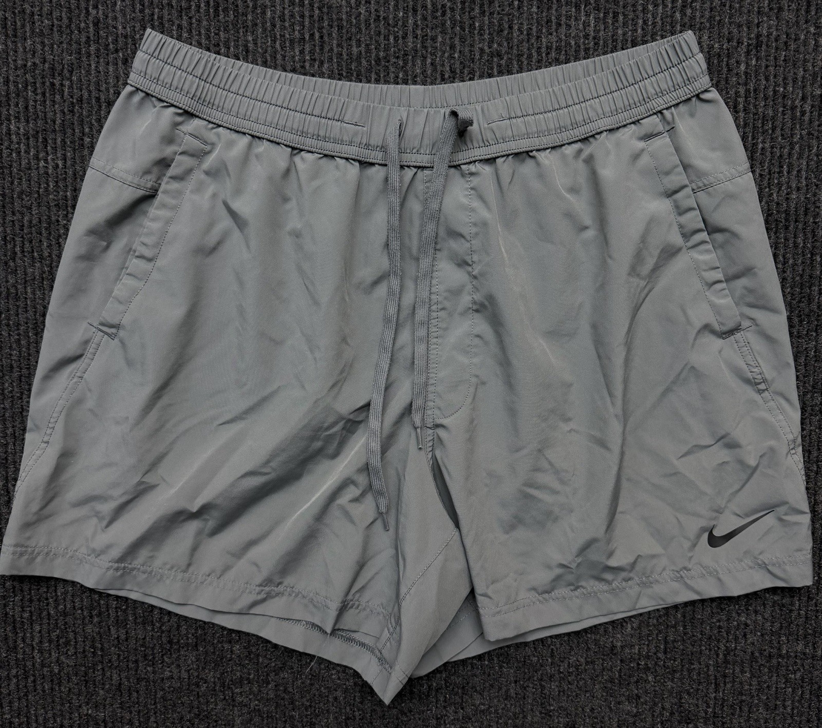 Nike Men’s Dri-FIT Form Unlined Training 5 inch Shorts Men’s Large FN4347-084