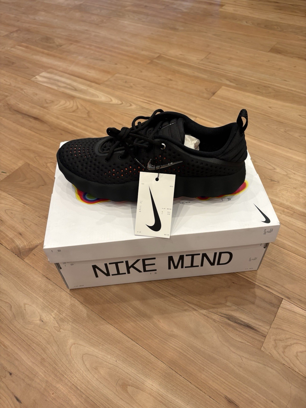 Nike Mind 002 Black Hyper Crimson Men’s Size 13 *New In Hand* Ships ASAP