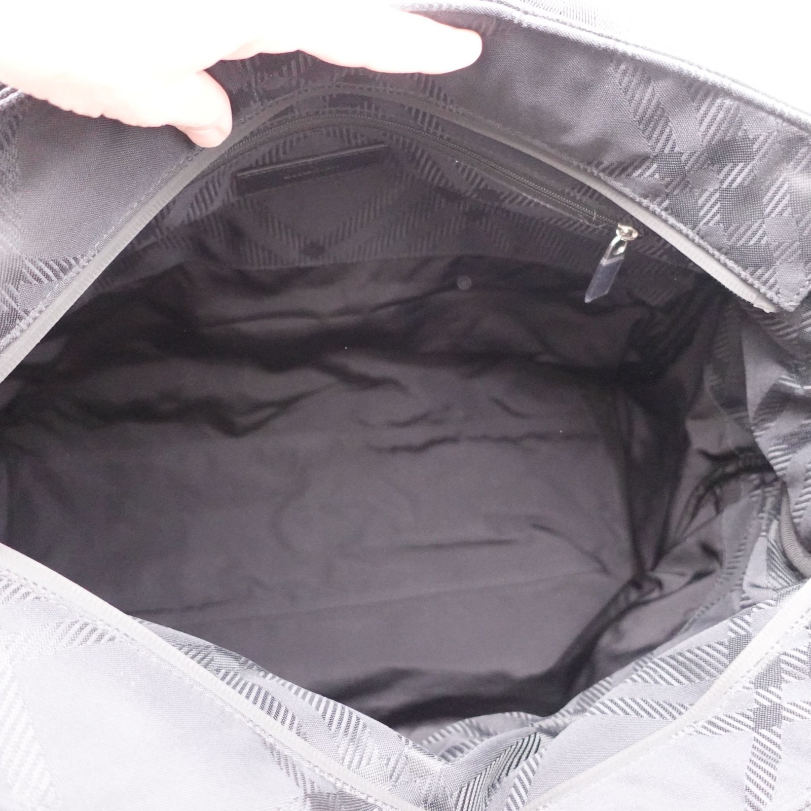 NEW Burberry Nylon Tonal Check Jacquard Tote Bag Black Luxury Preppy Travel