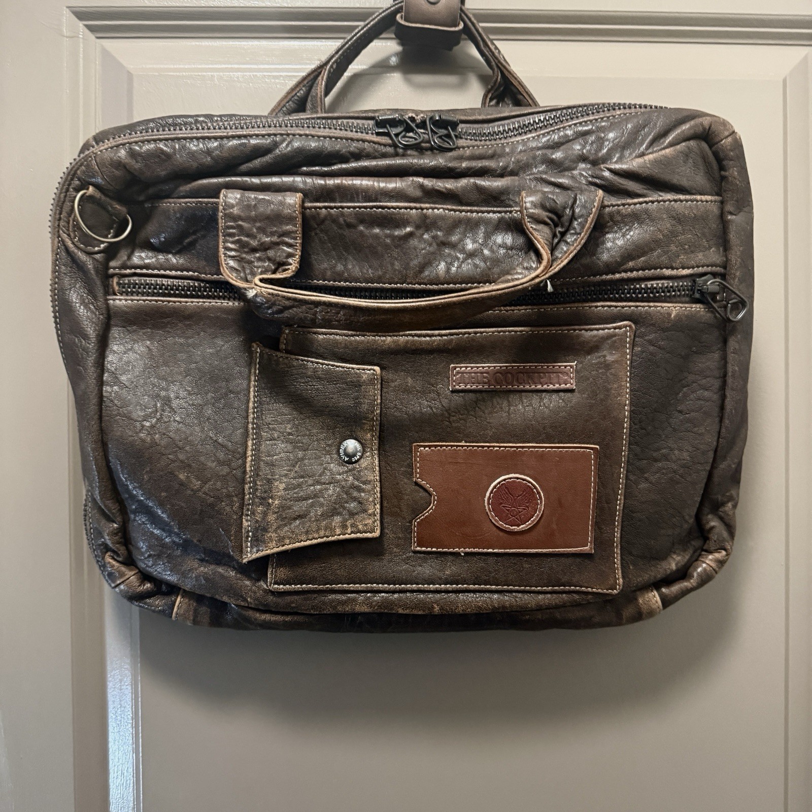 Avirex Cockpit Bag Brown Leather – Inherited Never Used. Great Condition