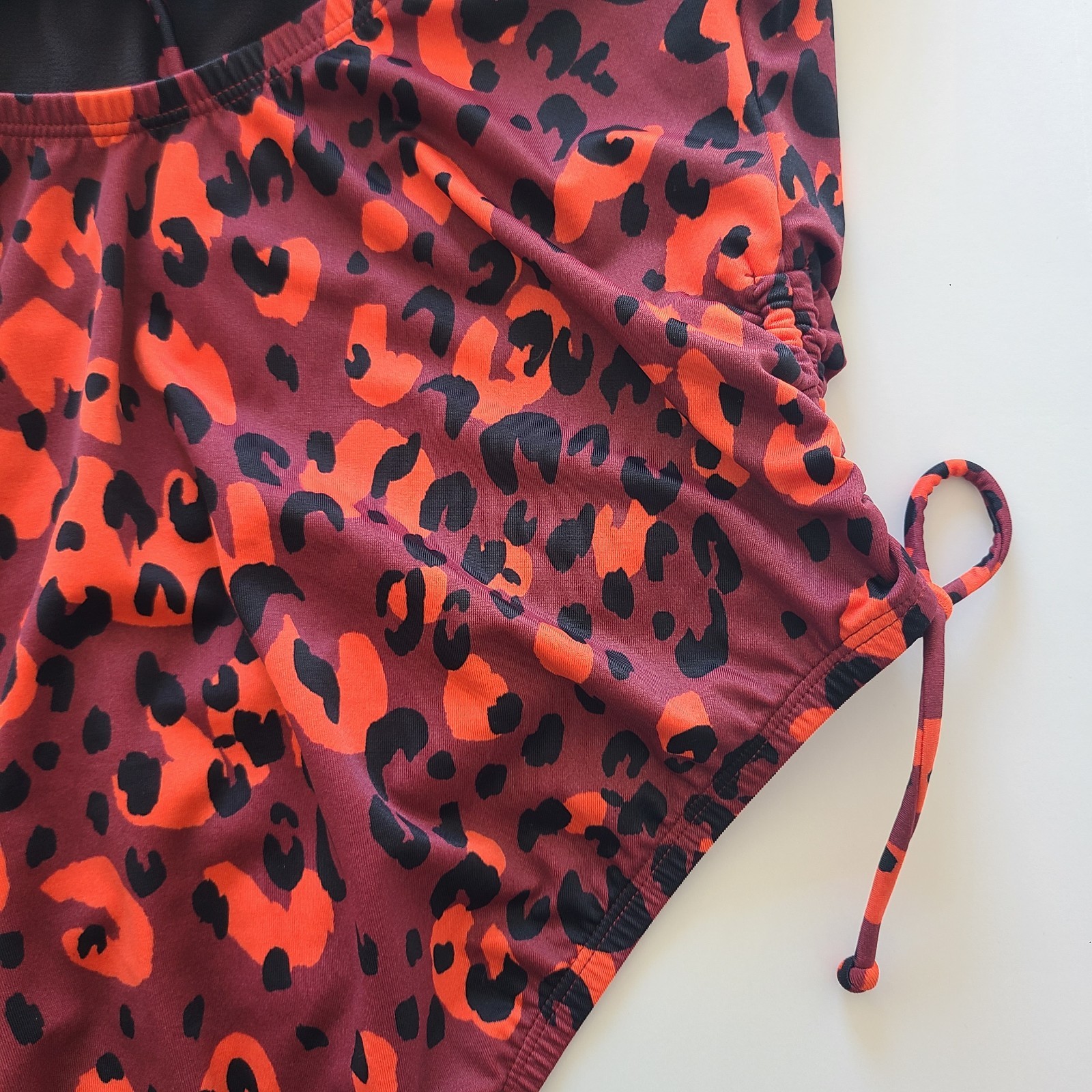 Beach Betty by Miracle Brands Orange-Red Leopard One-Piece Swimsuit Large