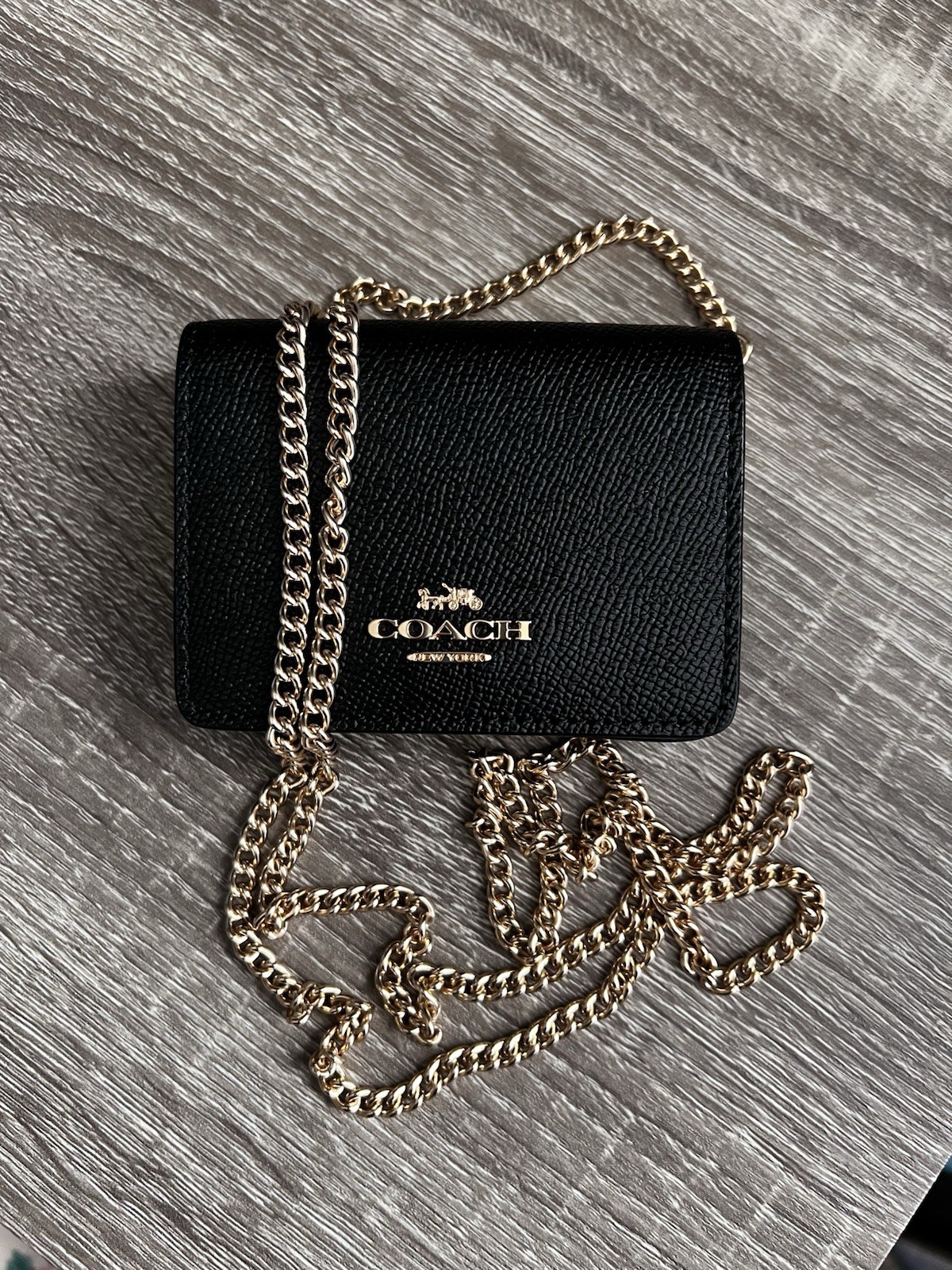 Coach Mini Leather Wallet On a Chain – Black (C0059)