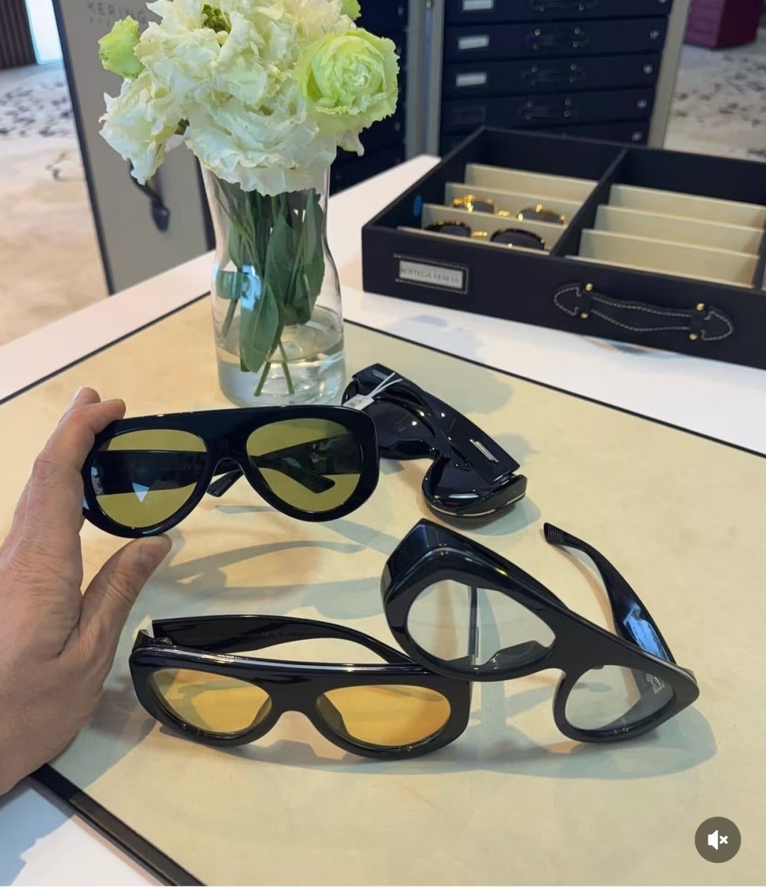 BOTTEGA VENETA MODEL：BV1362S Sunglasse SIZE:58口17-130