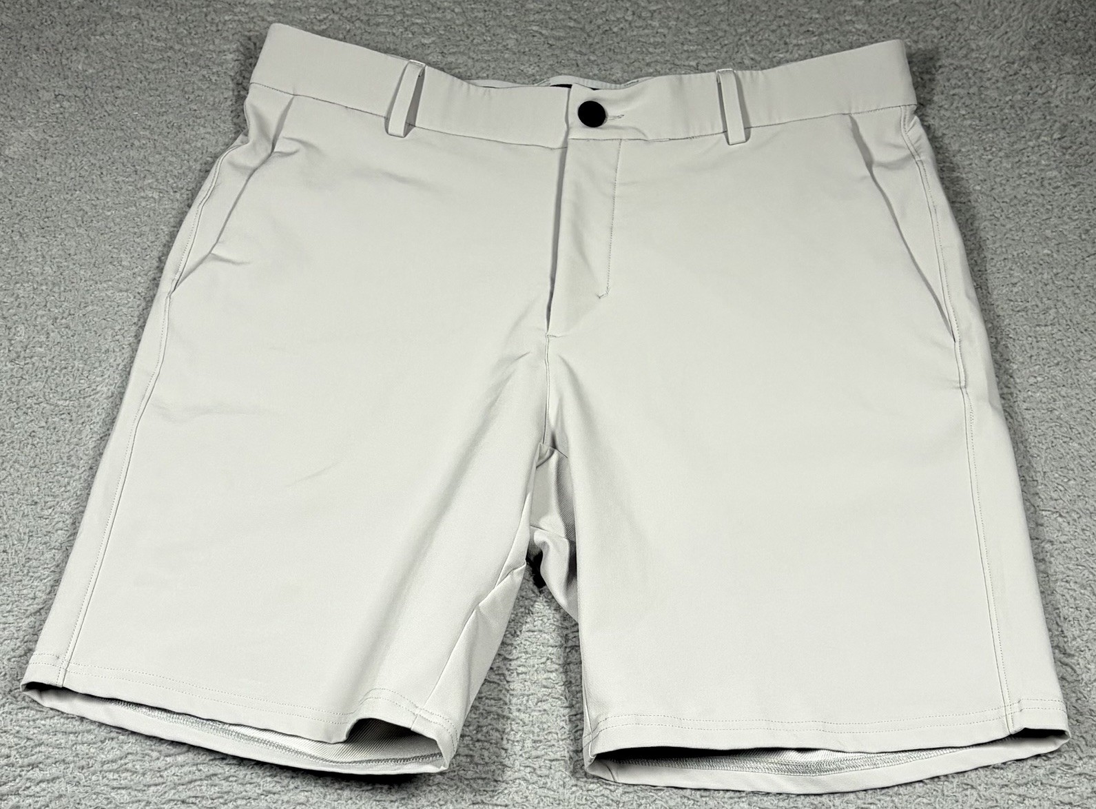 UNRL Stratford Golf Shorts Mens Large 34-36 Gray Performance Stretch 8.5 Inseam