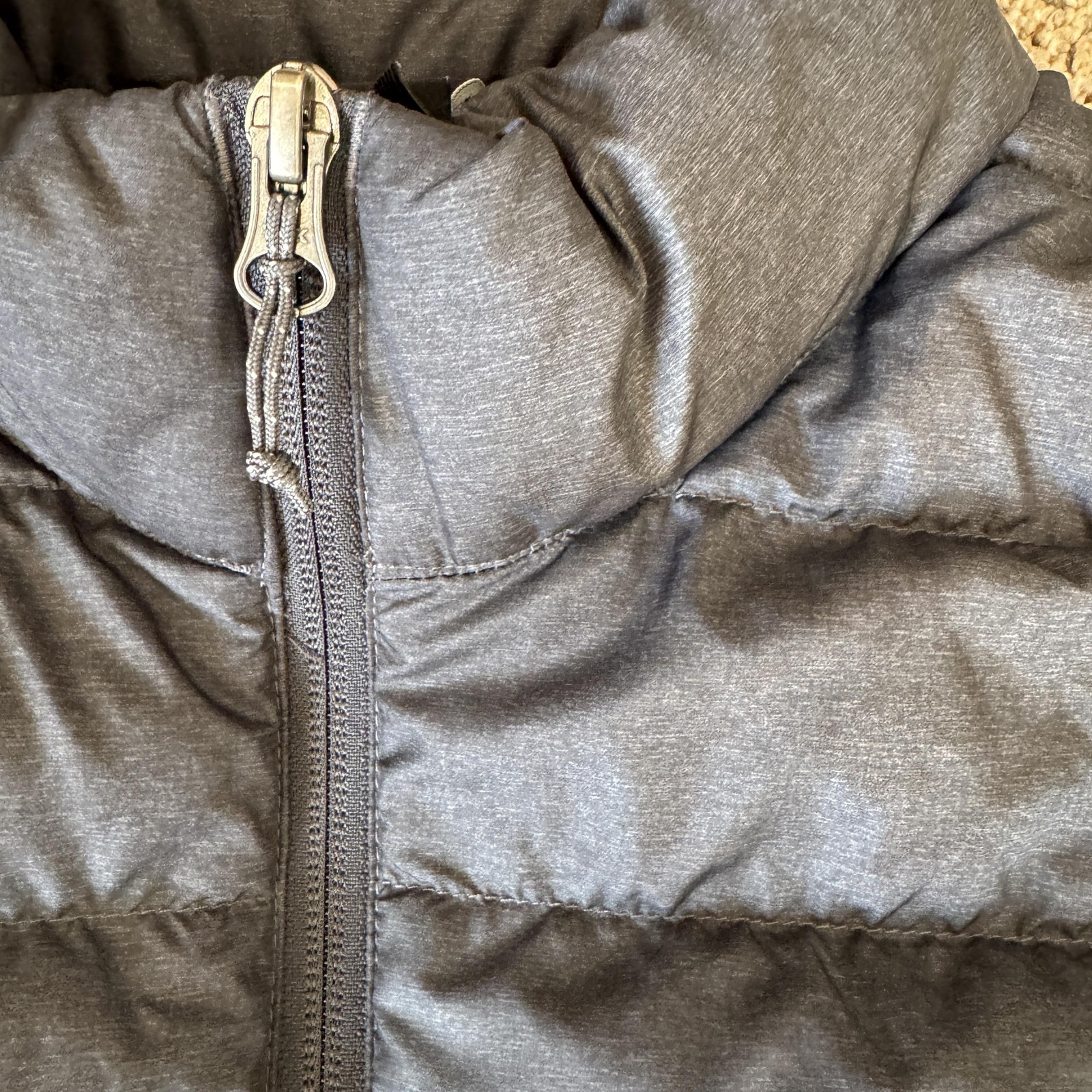Eddie Bauer Down Vest Mens Large Gray Puffer Quilted 650 Fill Zip Lightweight