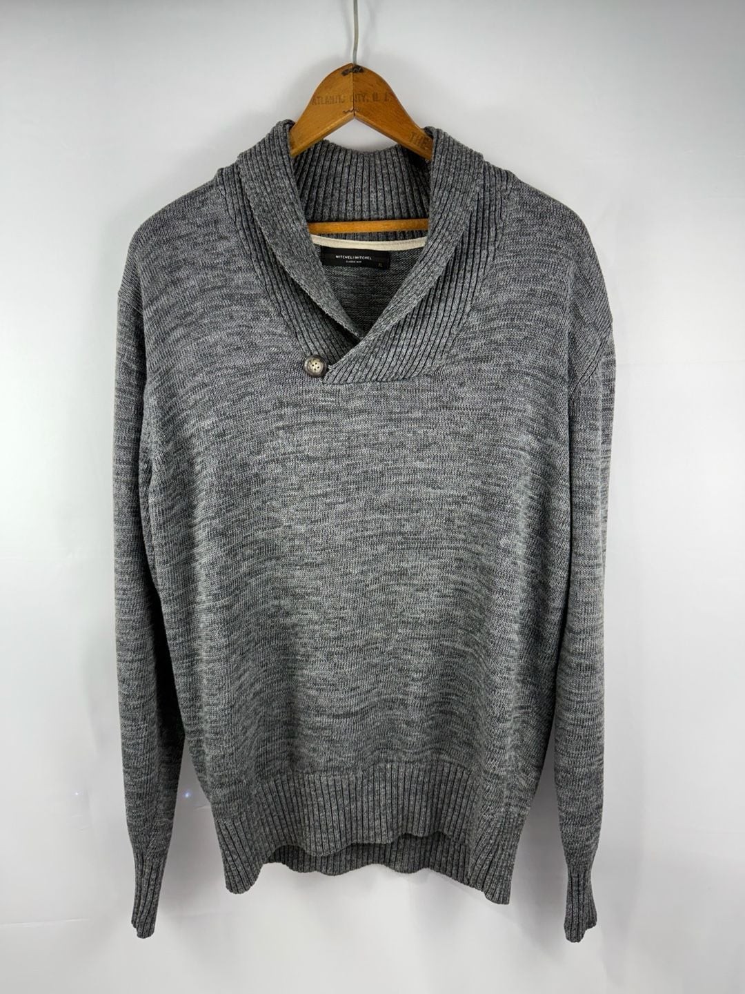 Mitchel & Mitchel Classic Man Gray Marled Shawl Collar Pullover Sweater