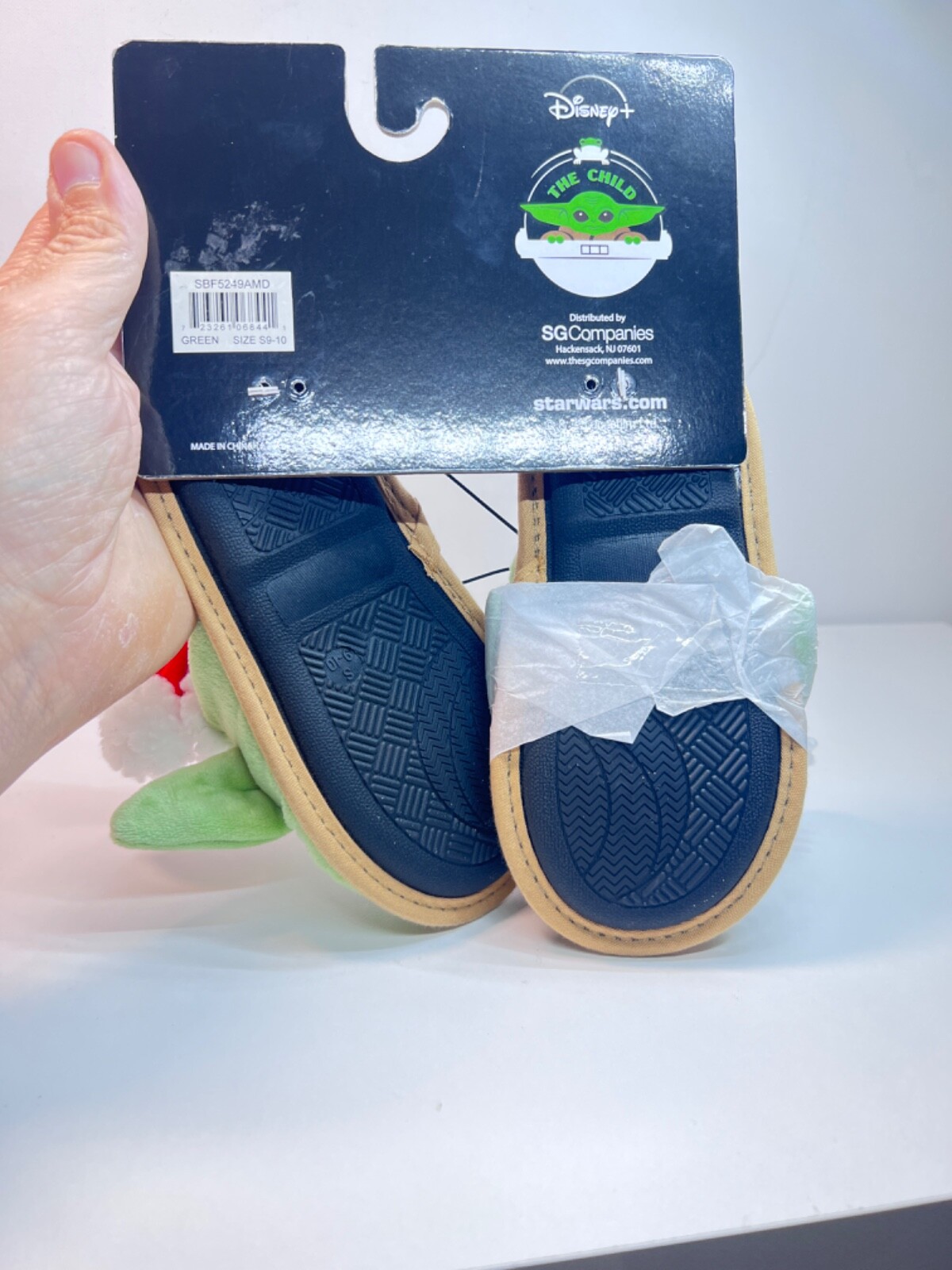 Disney Star Wars Mandalorian Child Christmas Slippers Slides Size S 9-10