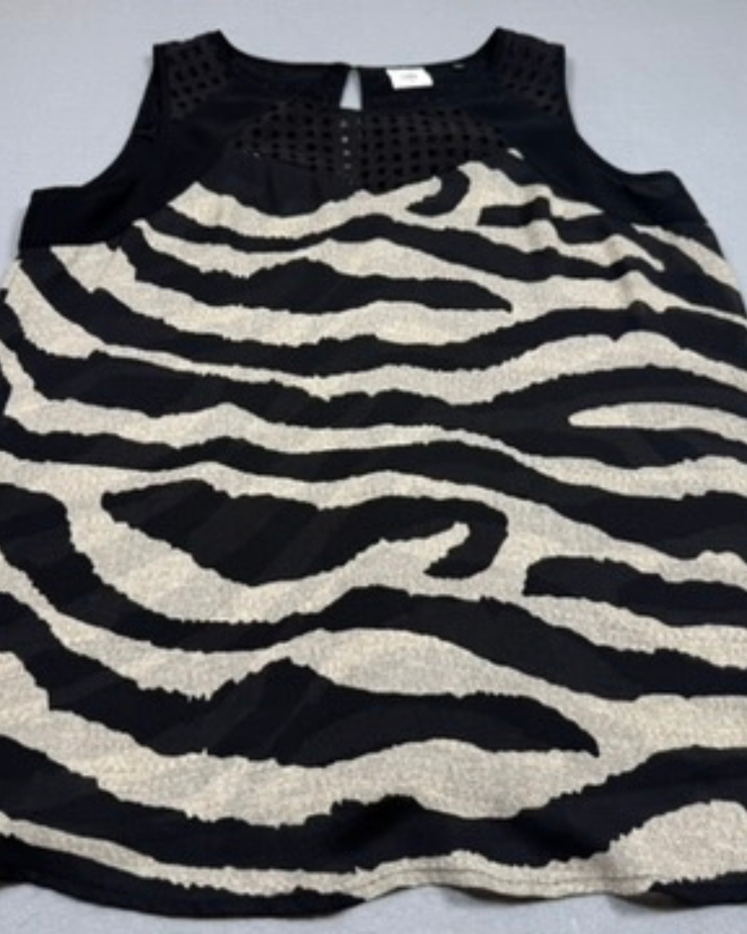 Cabi Medium Zebra Print Sleeveless Blouse Black White Keyhole Back Top
