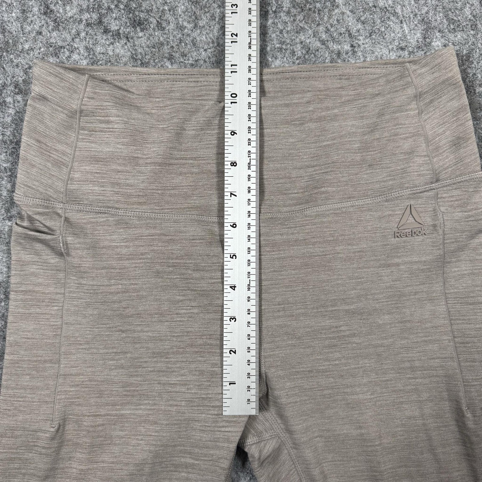 Reebok Leggings Womens M Beige Ankle Jersey Stretch Pockets Athletic Yoga
