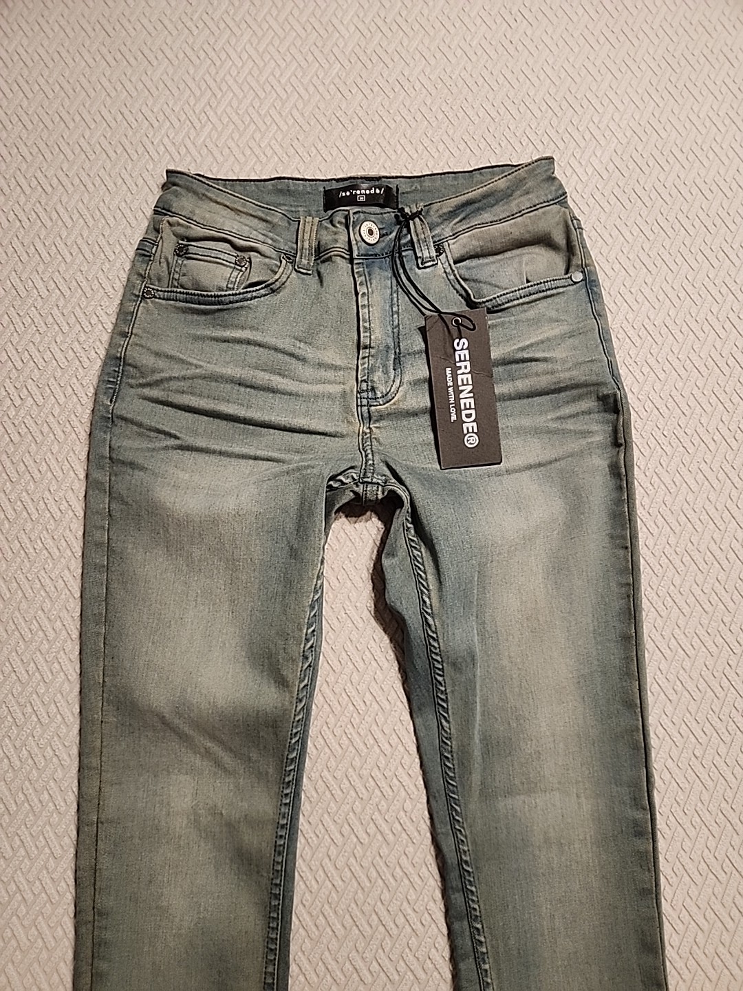 NEW Serenede Men’s “Aged Blue ” jeans size 30×32 NWT streetware slim jeans