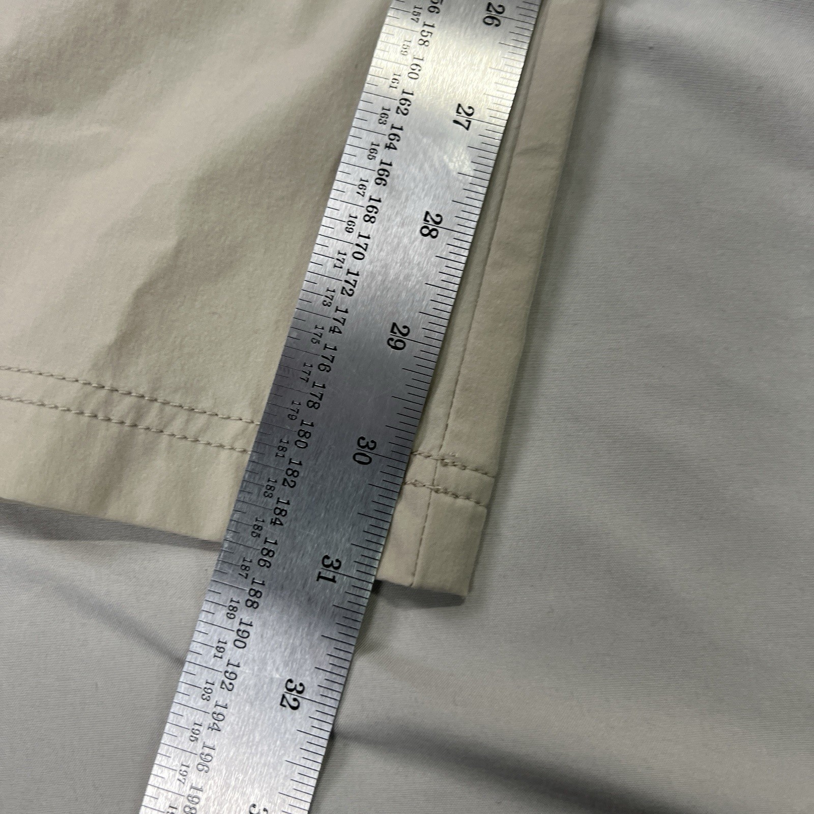 Ultimate Terrain Cargo Pants Womens 8 Beige Stretch Outdoor Water Resistant NWT
