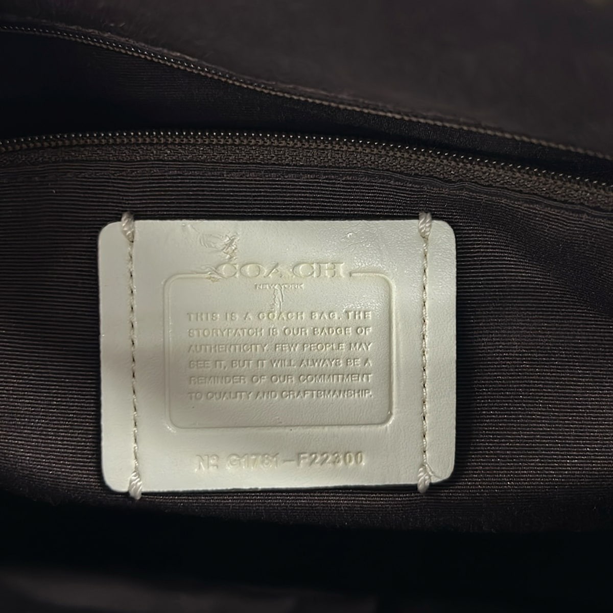 COACH – F22300 Cream Leather Handbag