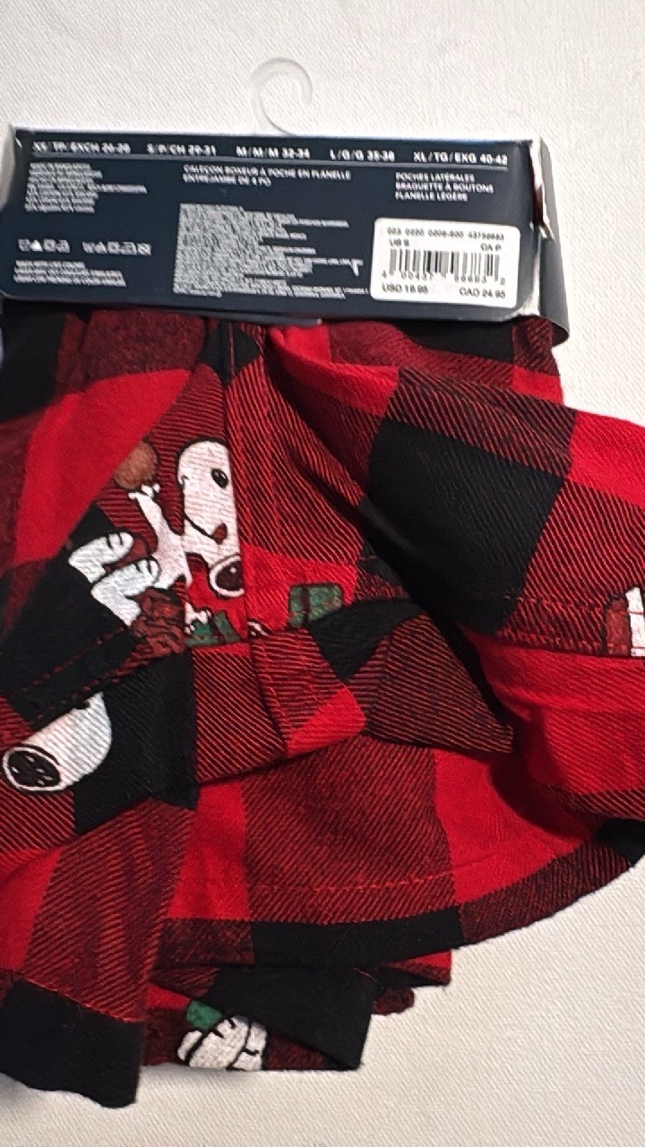 Snoopy Flannel Boxers Mens Small American Eagle Red Plaid