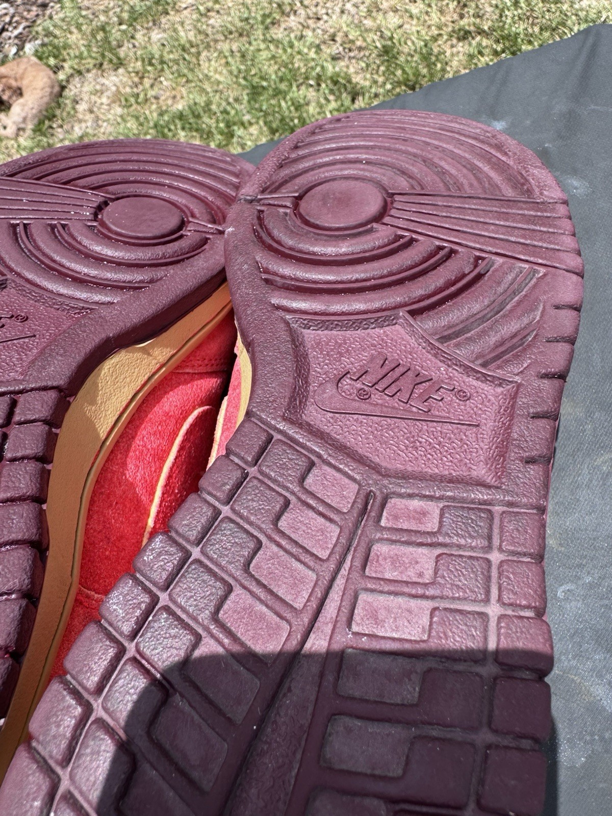 Nike Dunk Low 6.0 Red Suede 314141-614 Women’s 9.5 / Men’s 8 Vintage Skate