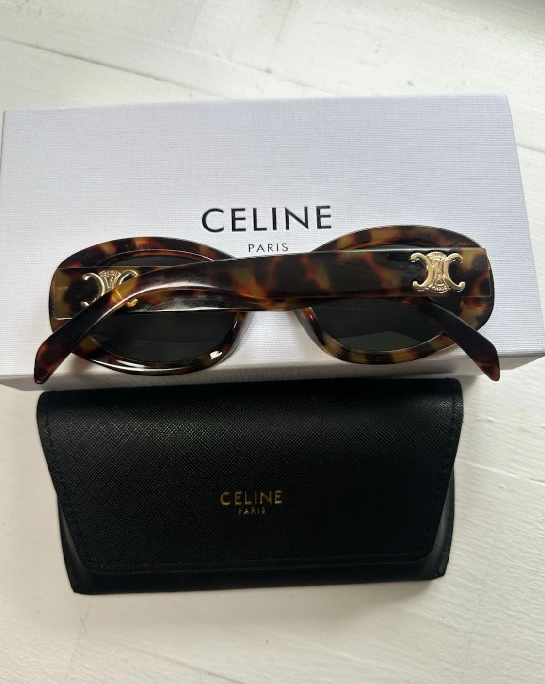 CELINE Sunglasses Triomphe 01 CL40194U Oval Round Tortoise Frame/ Gray Lens