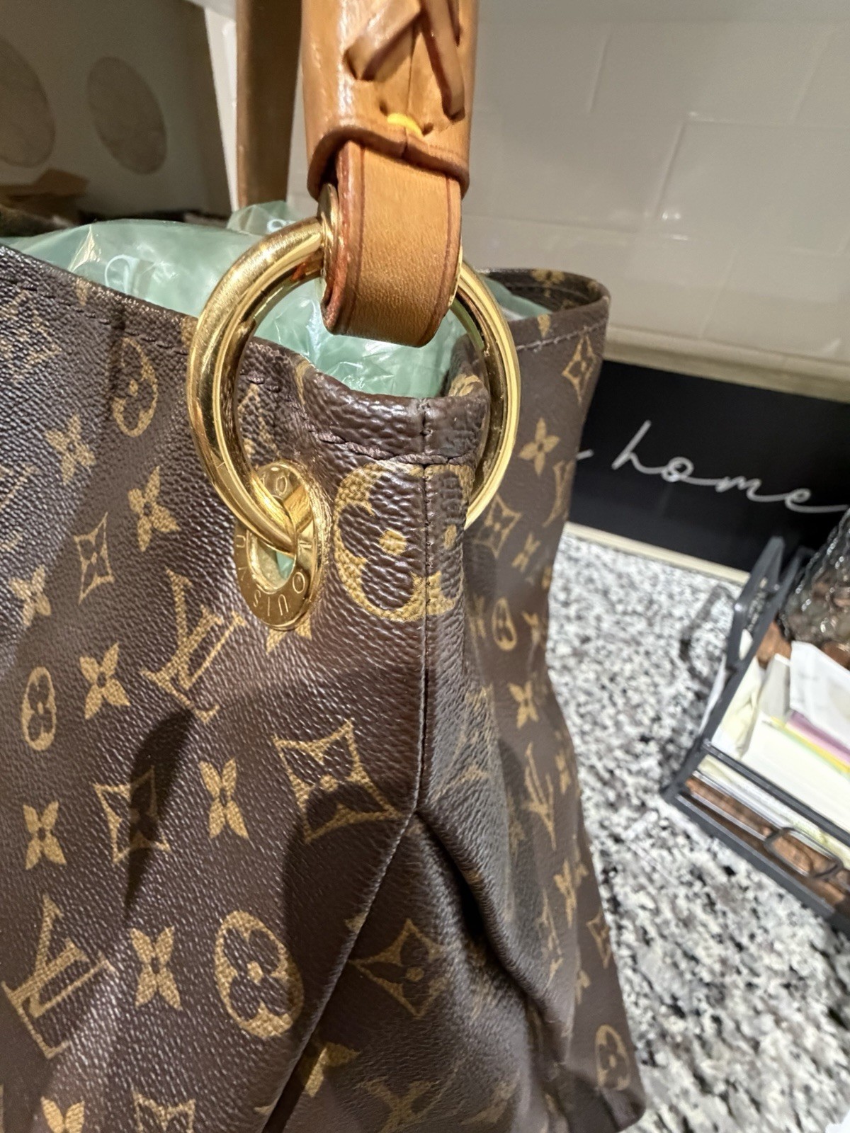 Louis Vuitton Artsy MM Monogram Canvas Leather Tote Shoulder Bag Purse Handbag