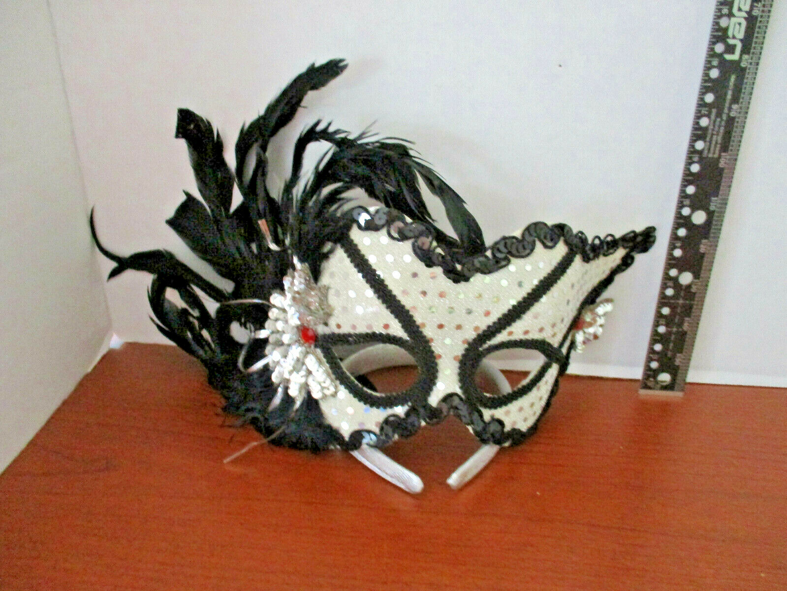 Beautiful SILVER & BLACK MASQUERADE EYE MASK with Black Feathers