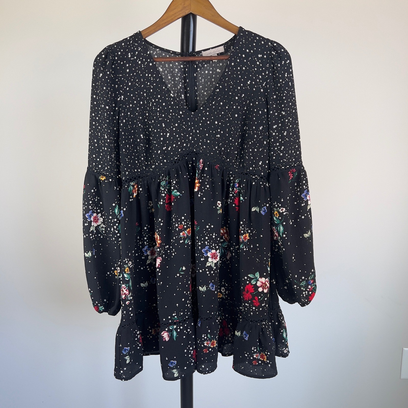 Wonderly Womens Black Star Floral Babydoll Mini Dress Whimsygoth Medium