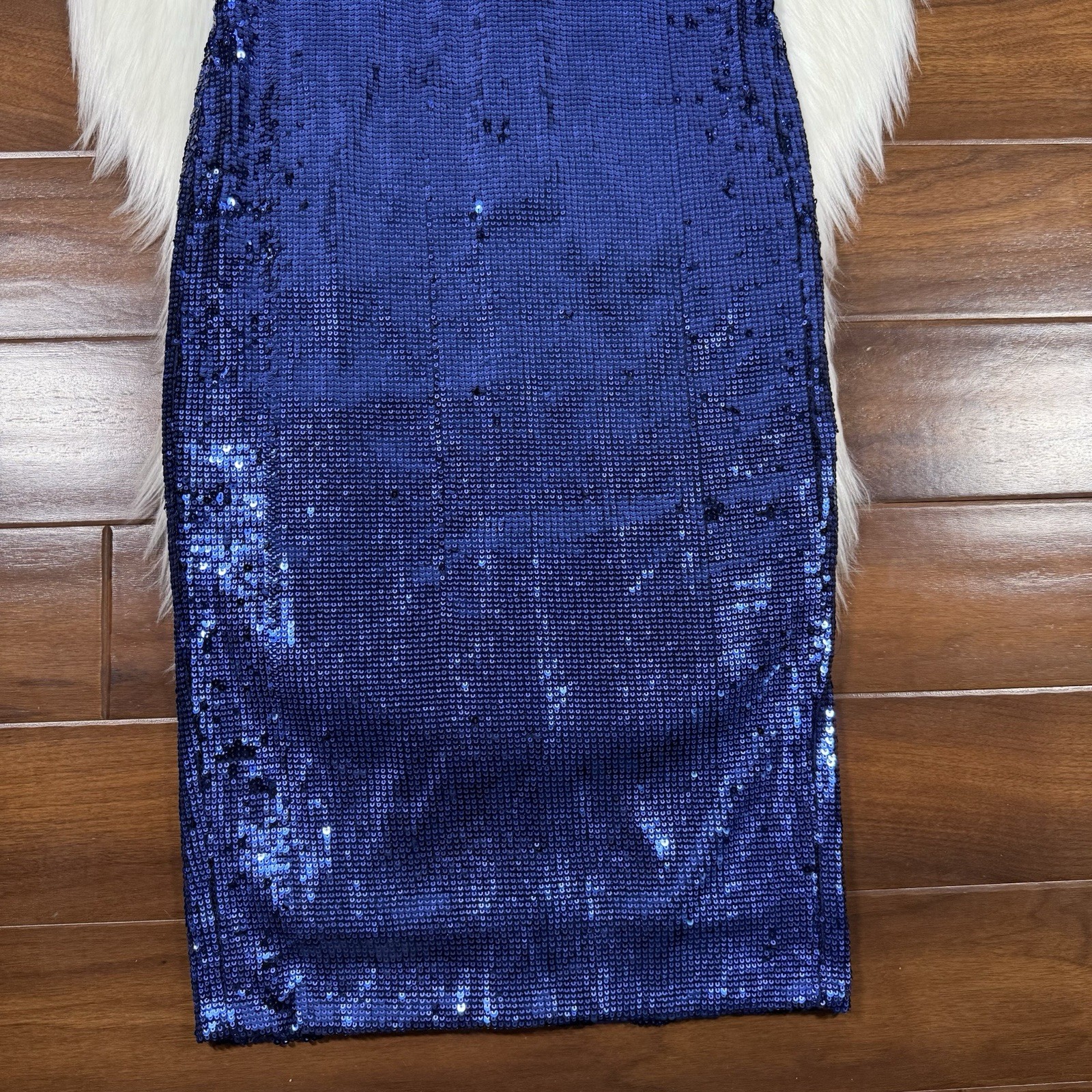 Dress the Population Size Medium Blue Sequin Sloane Sleeveless Sheath Dress