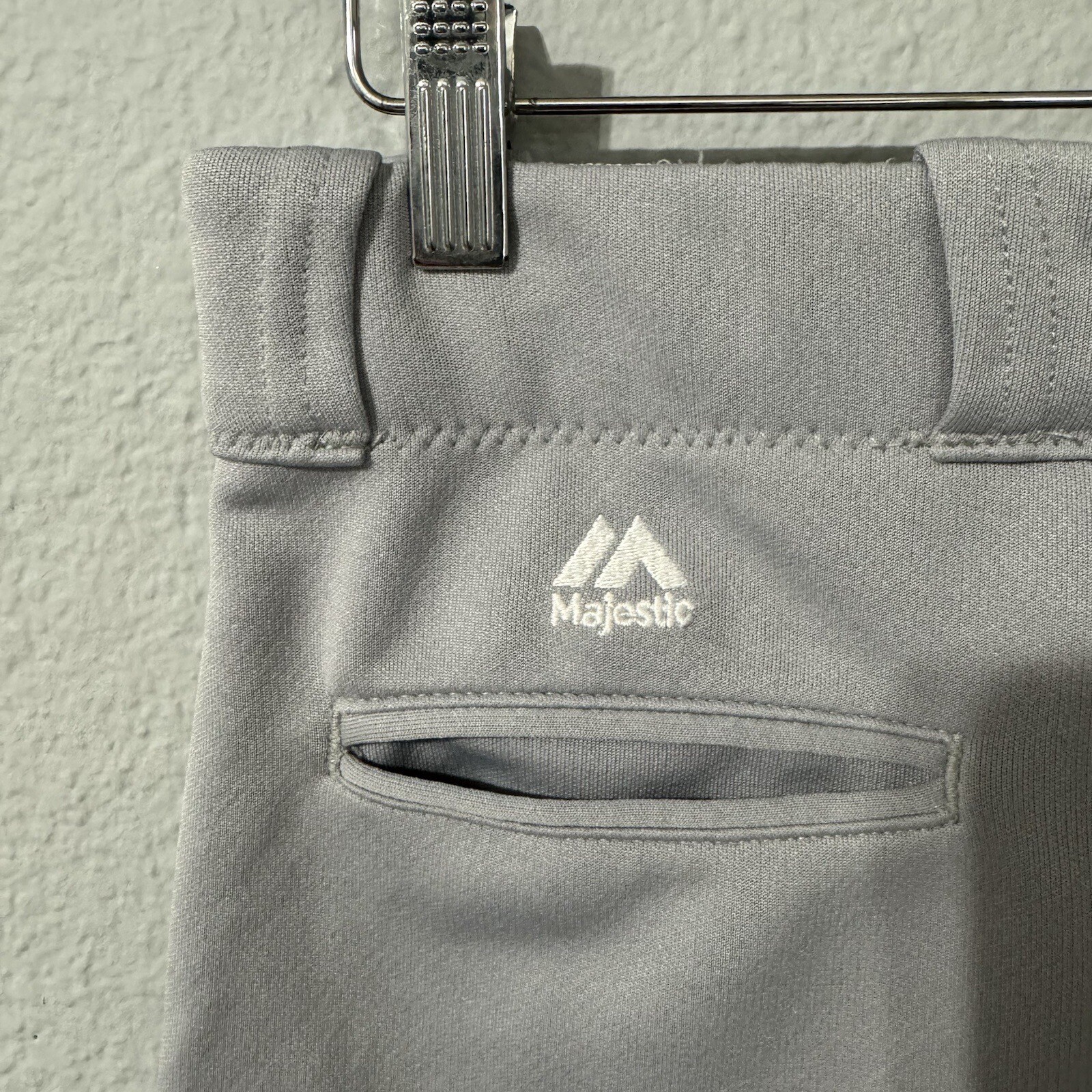 Majestic Unisex Youth Light Gray Baseball Shorts Size L Sporty Athletic Outfit