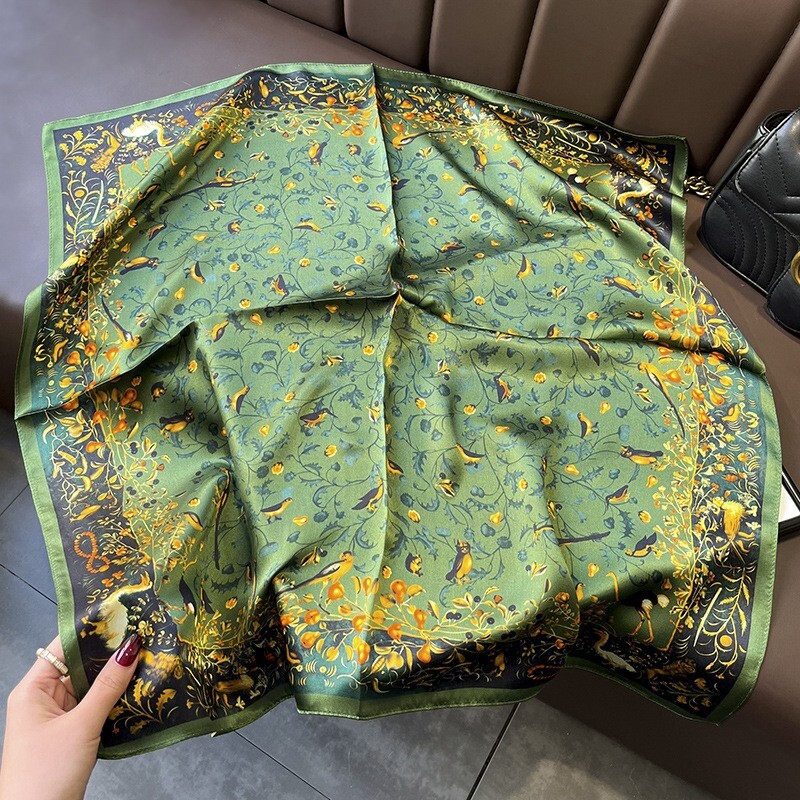 100% Mulberry Silk 27″ Square Scarf Women Neckerchief Wrap Flower Birds Pattern