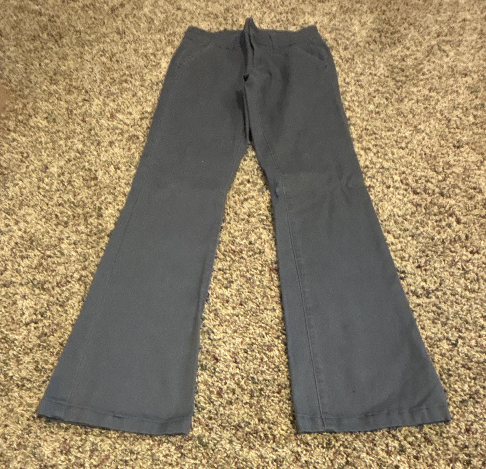 Unionbay Women’s Gray Twill Flared Pants Stretch Pockets Flat Front Zip Solid