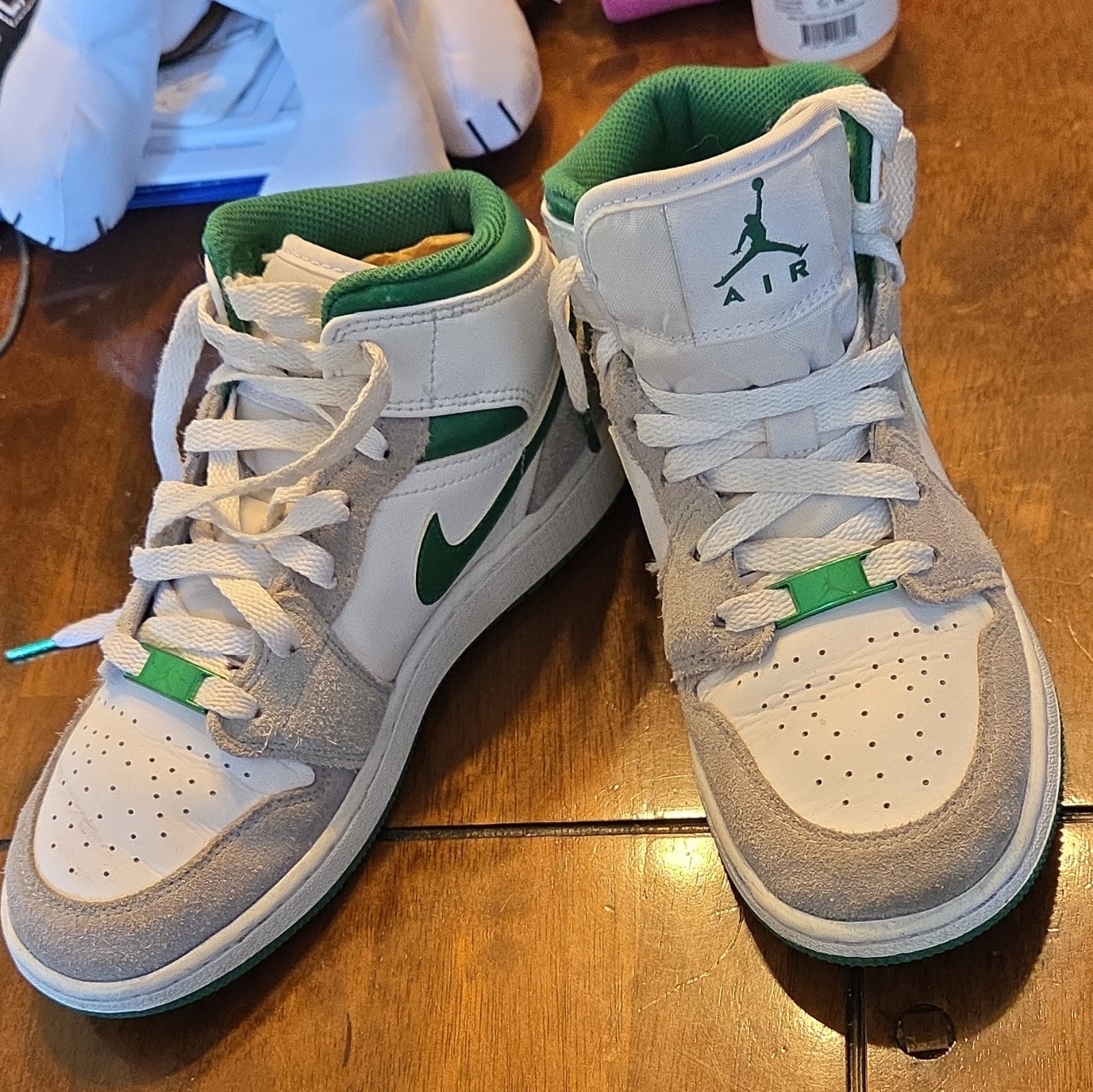 Nike Air Jordan 1 Mid SE Lucky Green GS 3.5Y White Green DC7248-103
