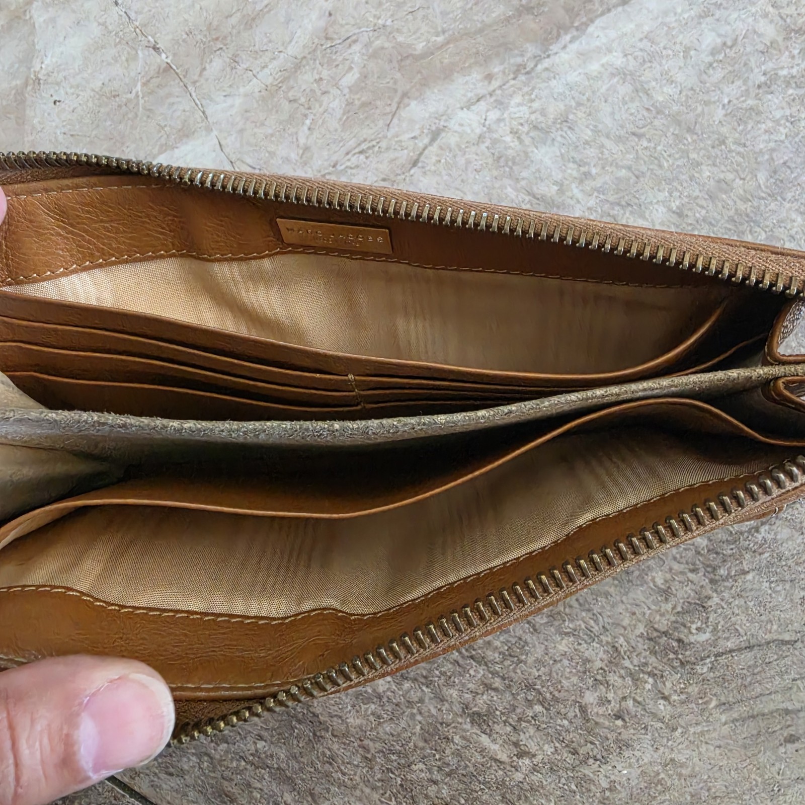 Mark Jacobs Vintage All Leather Double Push Lock Wallet
