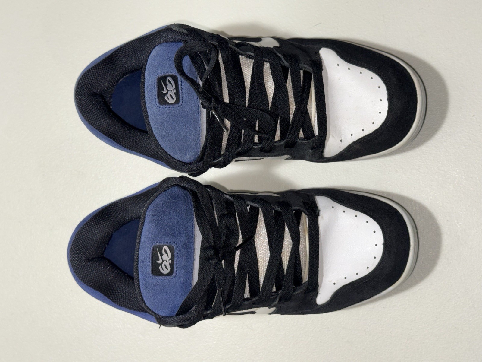 Nike 6.0 Air Mogan Low 2009 White Team Royal Black Men’s 10.5 311839-902