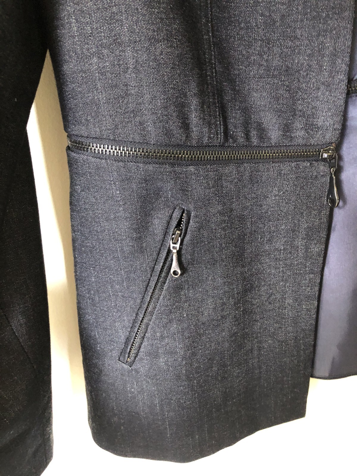 YVONNE BLACK Fully Lined Black Denim Look 2-in-1 Jacket – Size 10