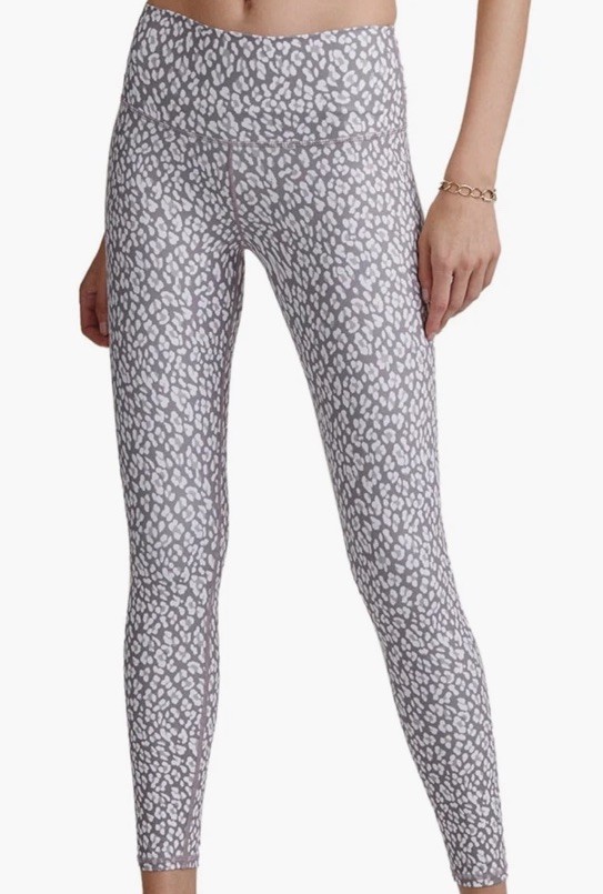 VARLEY Century 25″ Legging Size Medium NWT