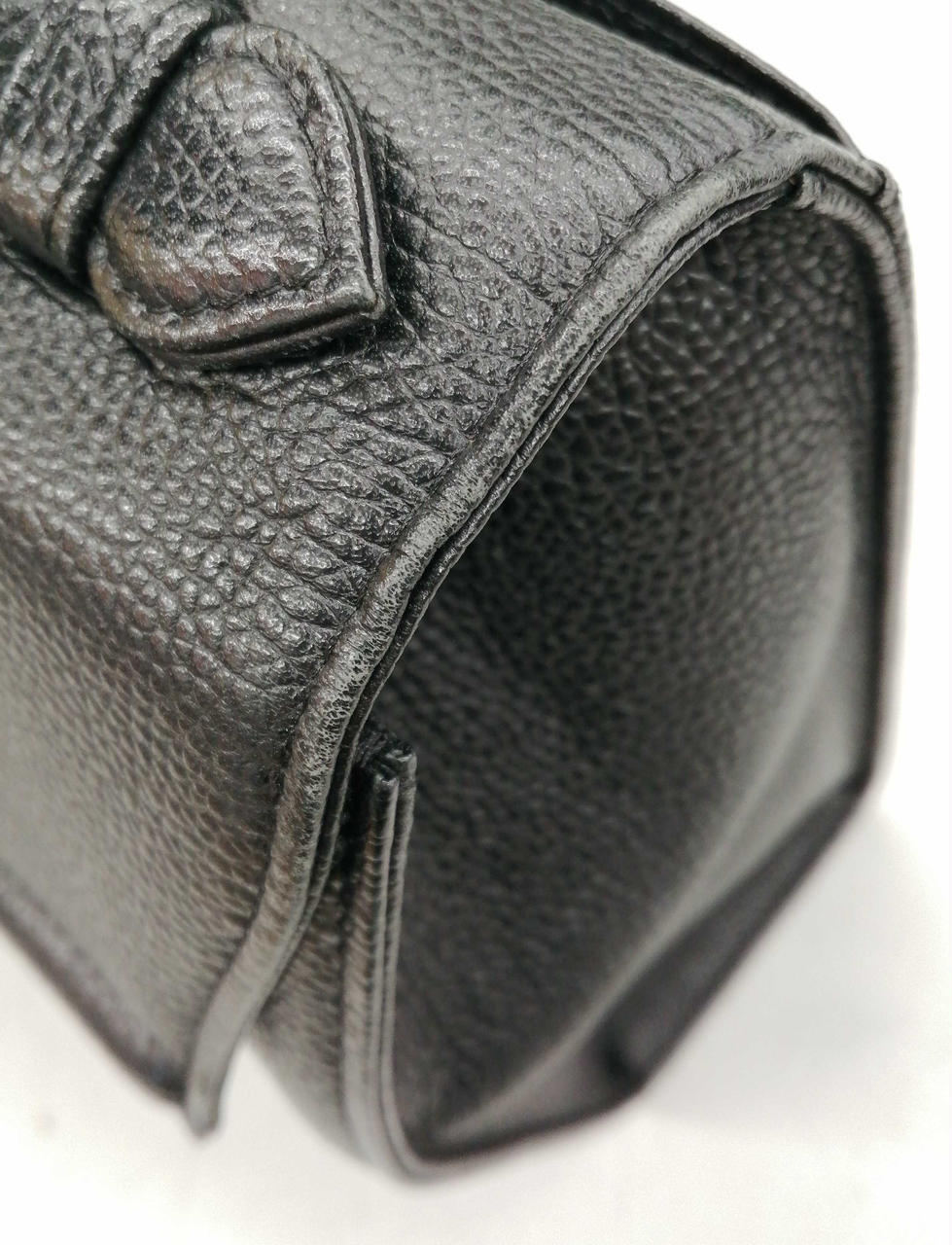 Yves Saint Laurent Handbag 10.6 inch Black