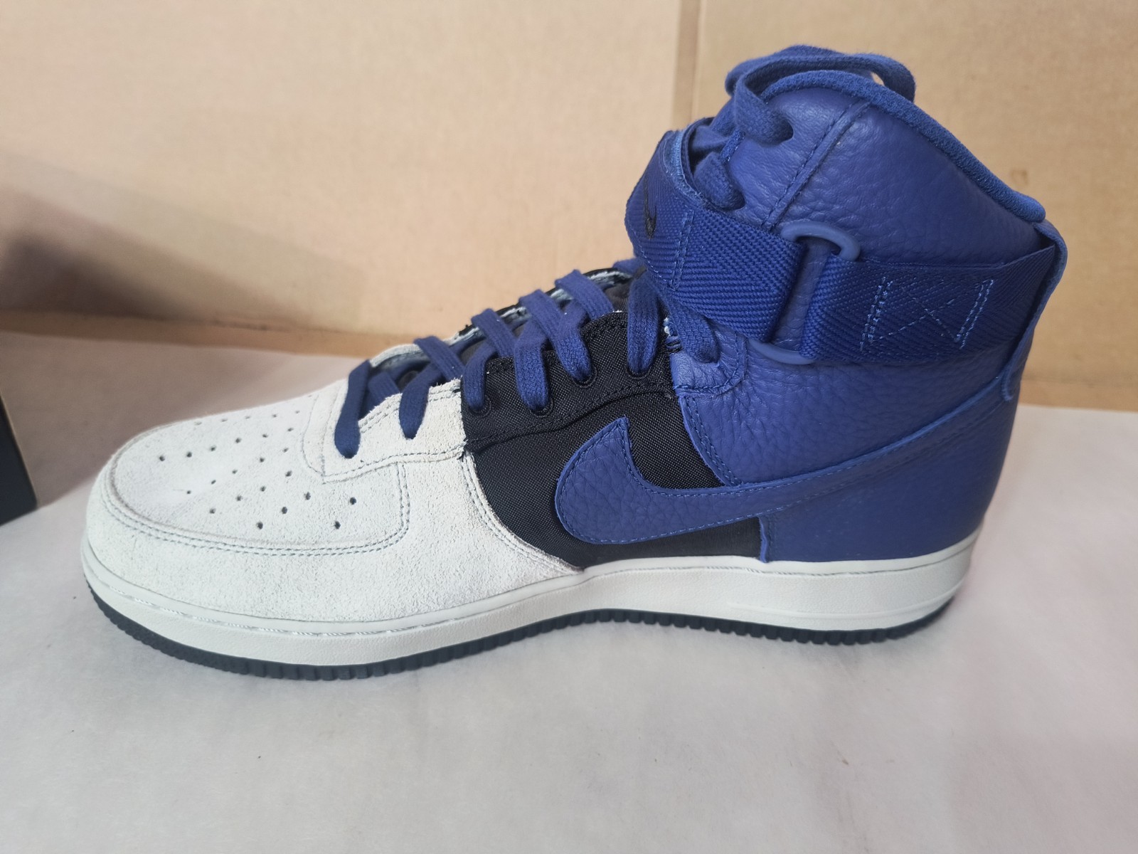 NEW Nike Air Force 1 High 07 Lv8 Platinum Deep Royal Blue 806403 009 NIB Sz 10.5