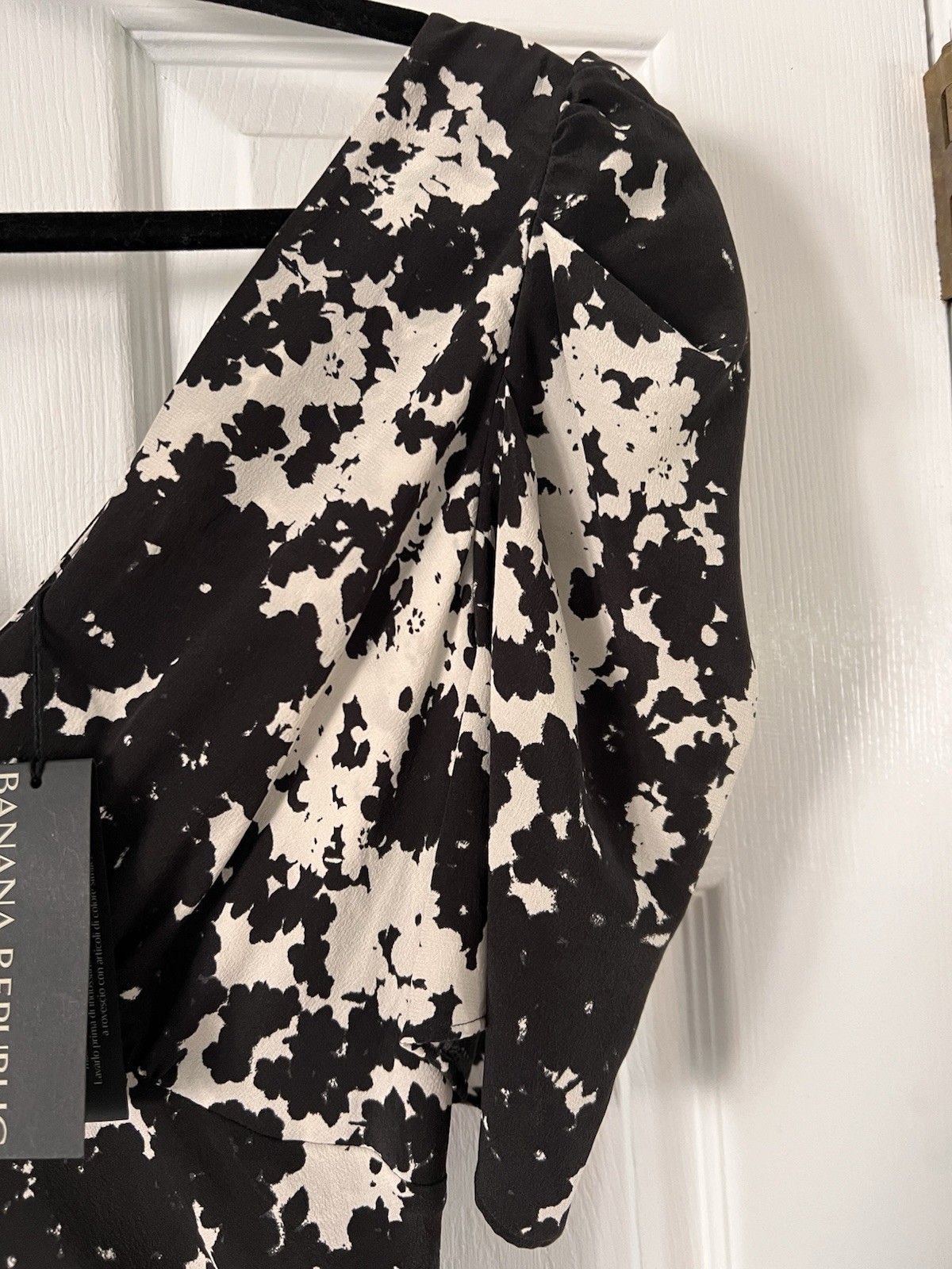 Banana Republic Matte 100% Silk Maxi Dress Size 8/T – Pit To Pit 35,5 Inches New