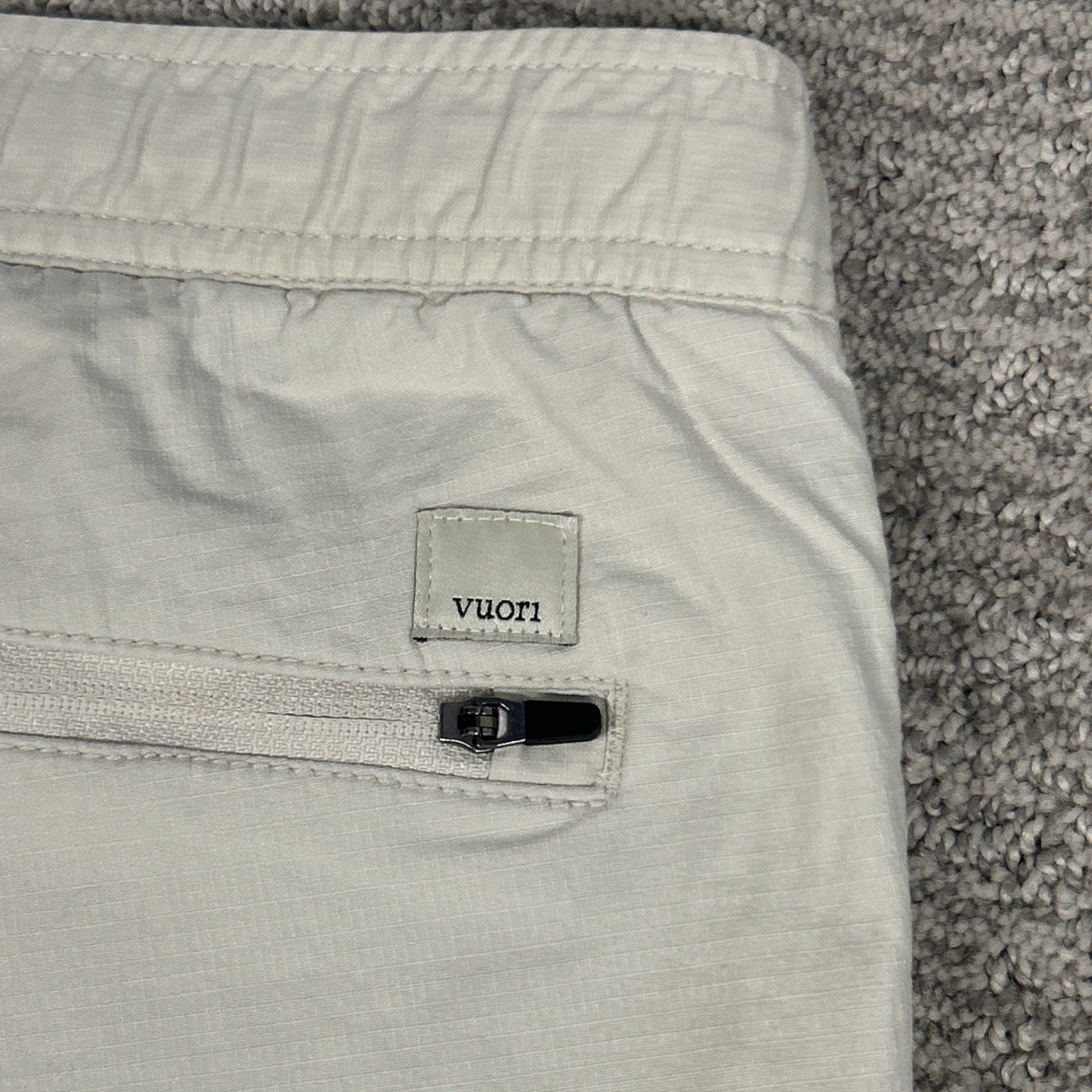 Vuori Ripstop Pants Womens Small VW401 Mid Rise Relaxed Fit Pockets Ivory Cream