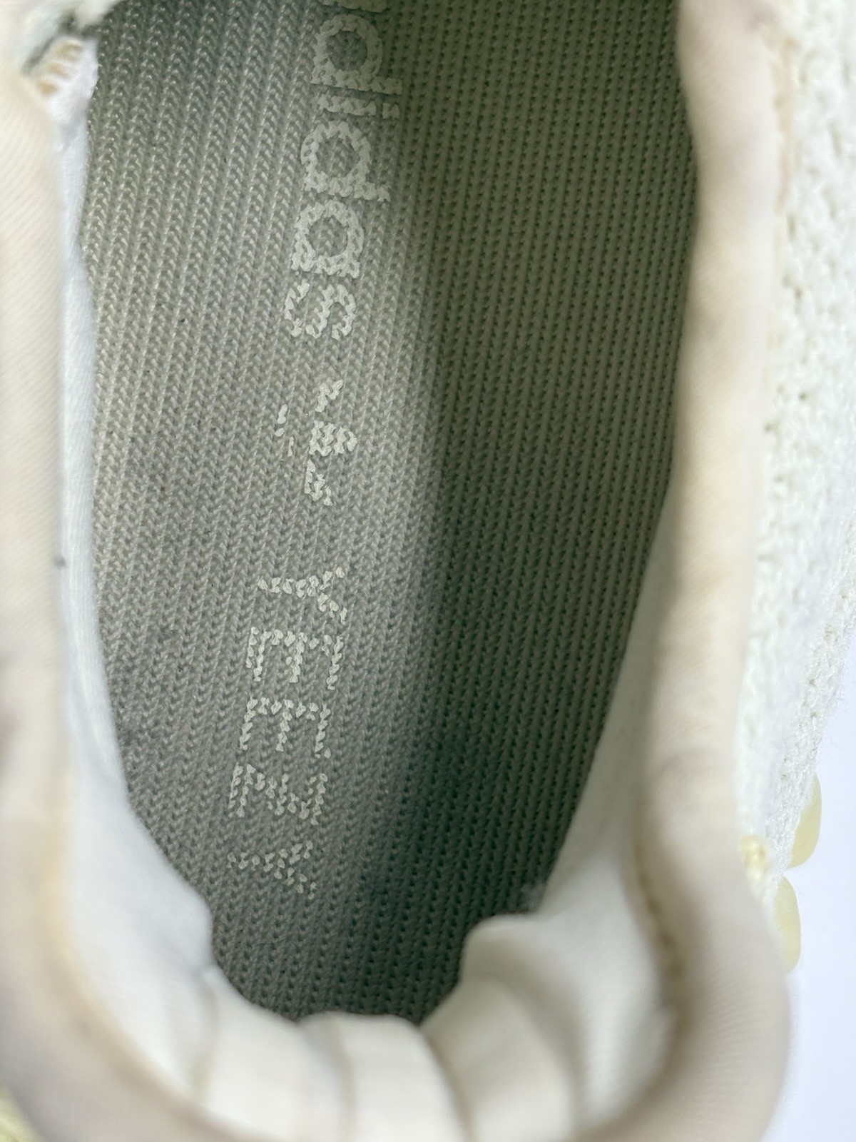 Adidas Yeezy Boost 350 V2 Butter Sneakers Men’s Size 6.5