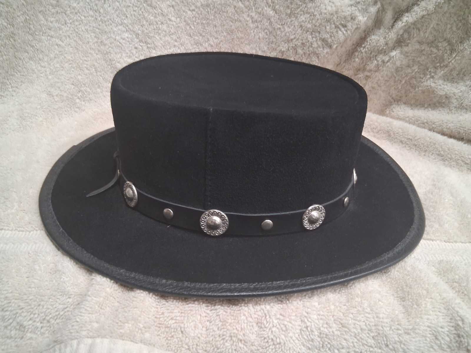 VTG Winfield Cover Co. Black Leather Gambler Hat Silver Toned Concho Band Size S