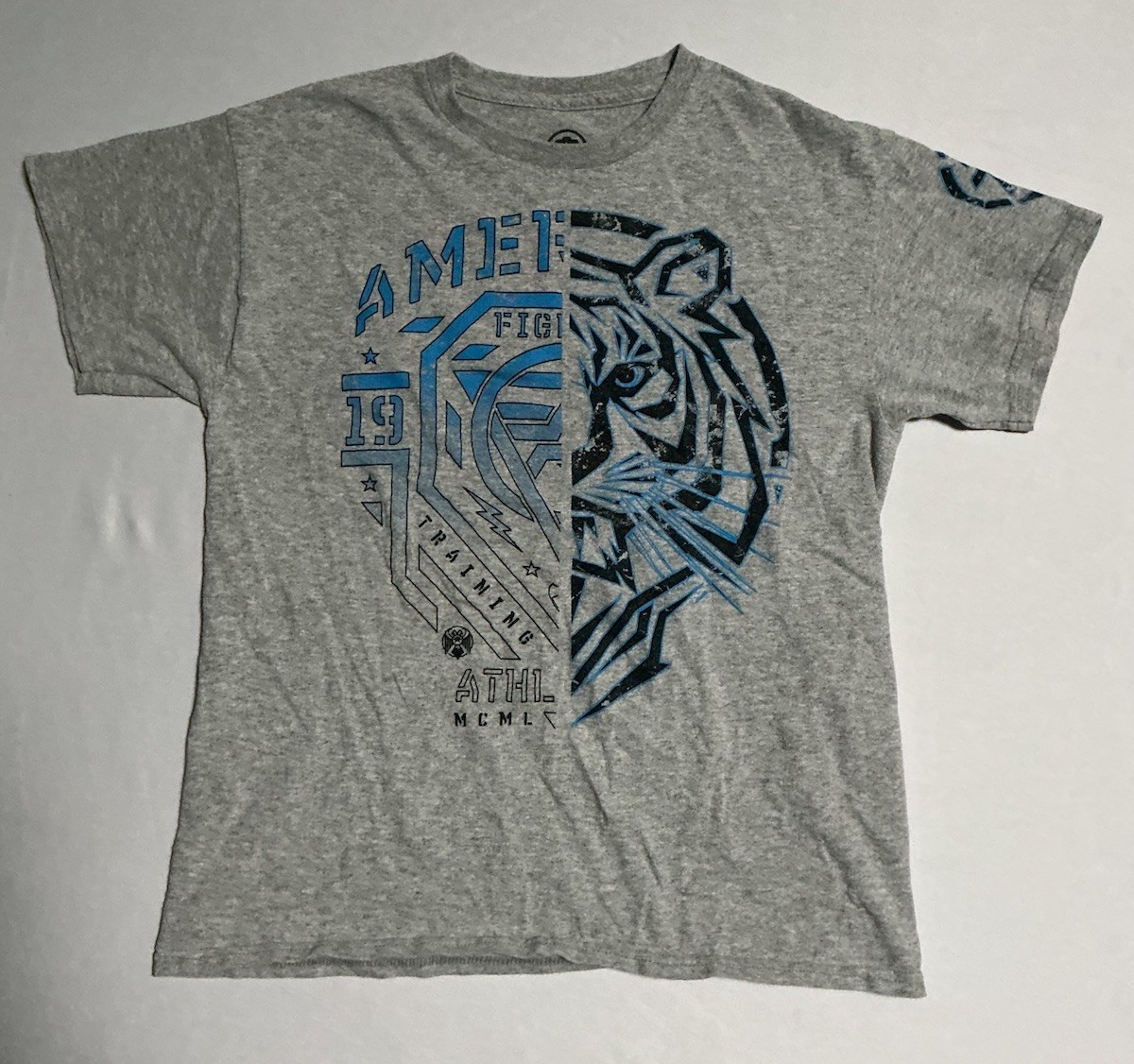 American Fighter Boy’s Midfield Crew Neck Short Sleeve T-Shirt Tee Large 17×22