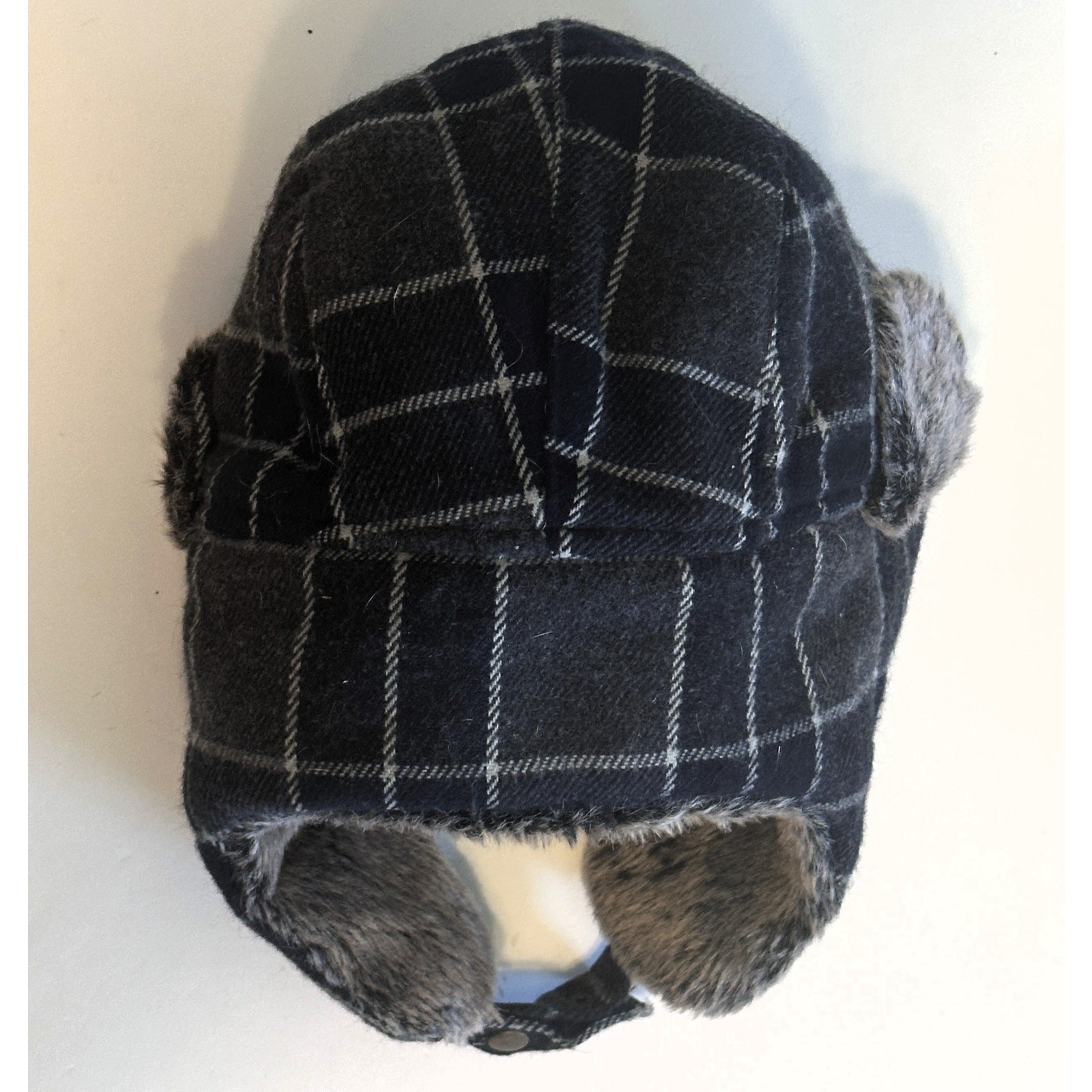 Dockers Trapper Hat One Size Gray Plaid Sherpa Faux Fur Trim Quilted Lined Warm
