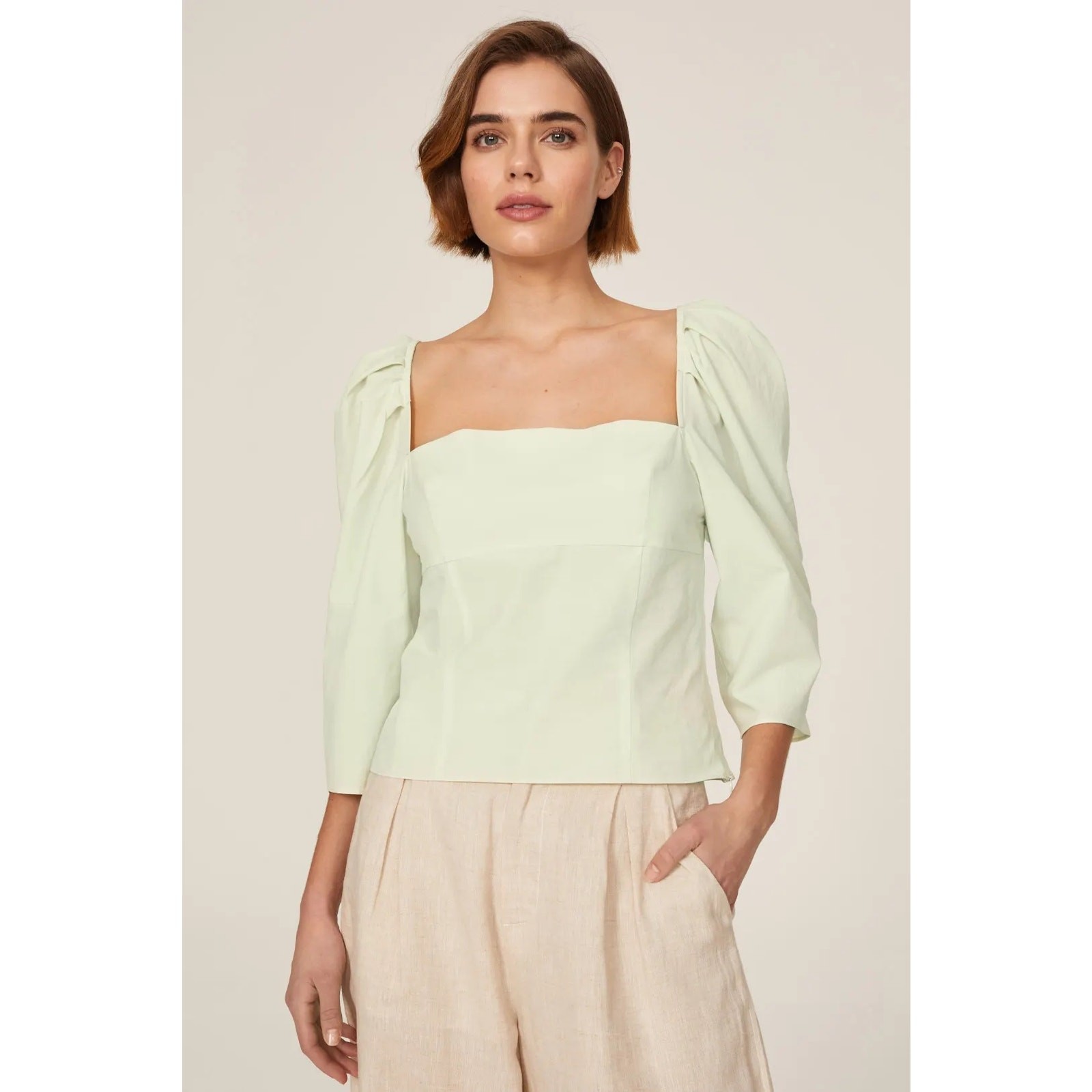 NWOT VINCE $295 Draped Square Neck Top Pale Green 3/4 Sleeves Size 4