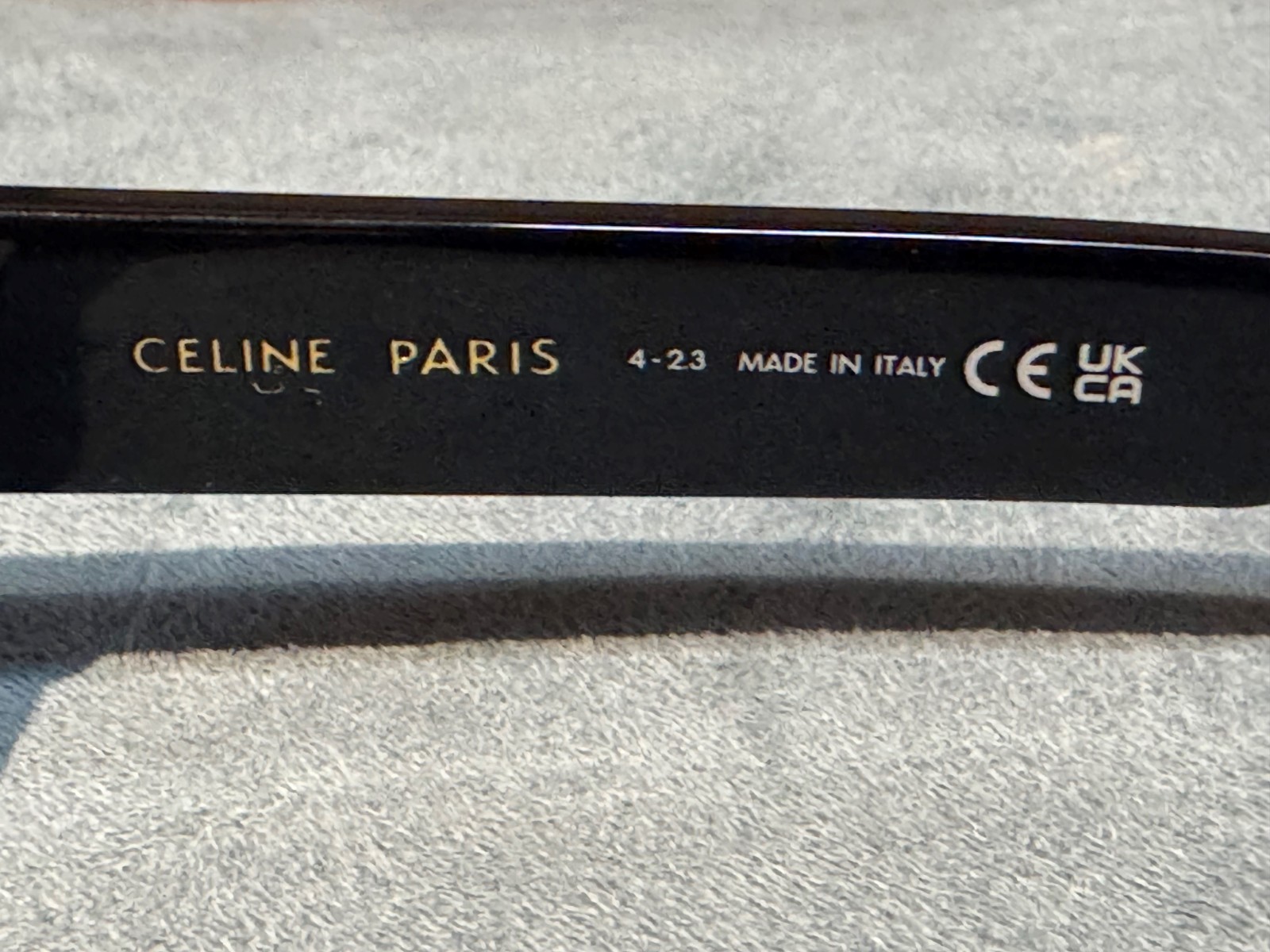 Celine CL40194U 01A Triomphe Oval Women Sunglasses Black Frame CL40194U