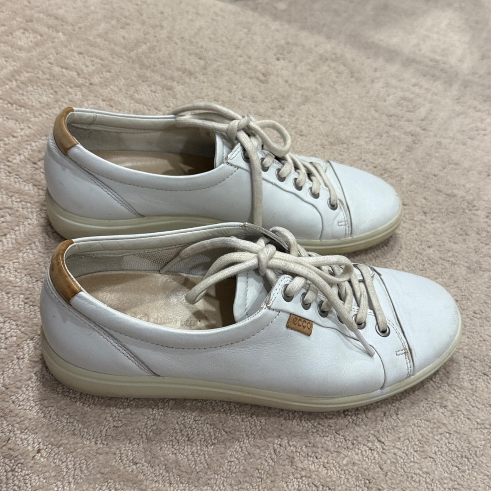 ECCO Soft 7 Women’s Size 40 US Sz 9 White Leather Sneakers