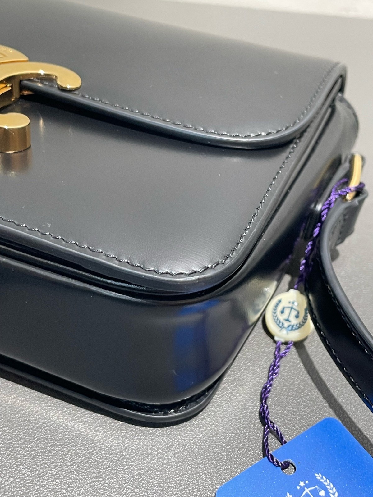 Celine Pre-Owned Authentic Saddle Bag 18*15cm Leather Free Tracked Shipping