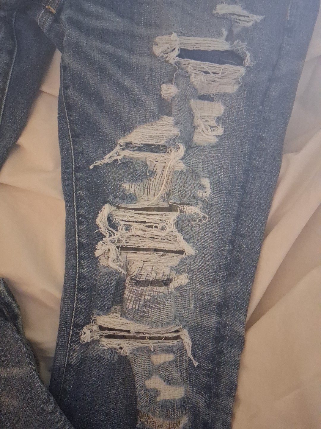 American Eagle Jeans Men’s Original Straight, Air Flex (+) Size 34/33 Destroyed