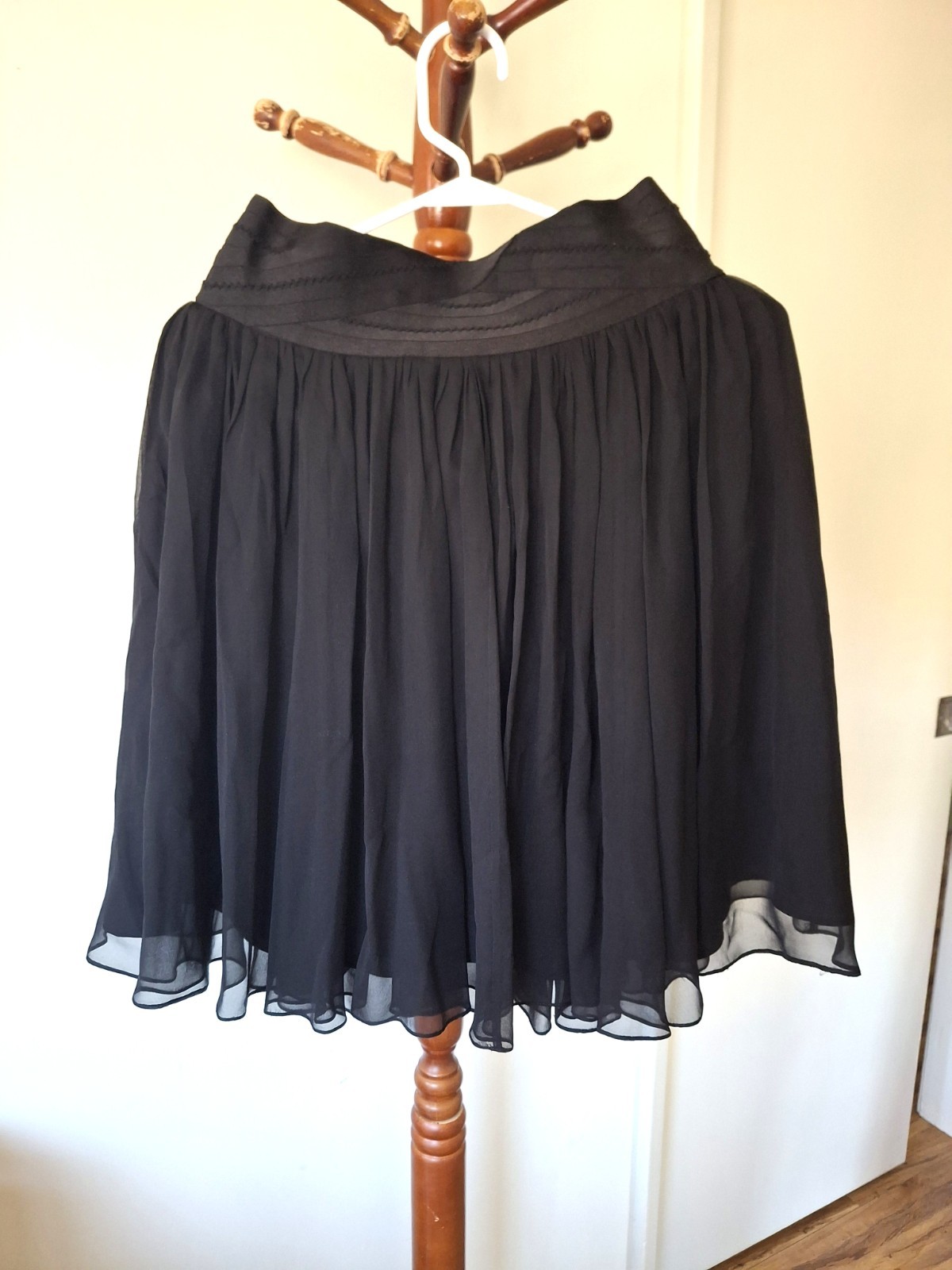 Elizabeth and James Silk Black Flowy Mini Skirt Womens M Lined Boho