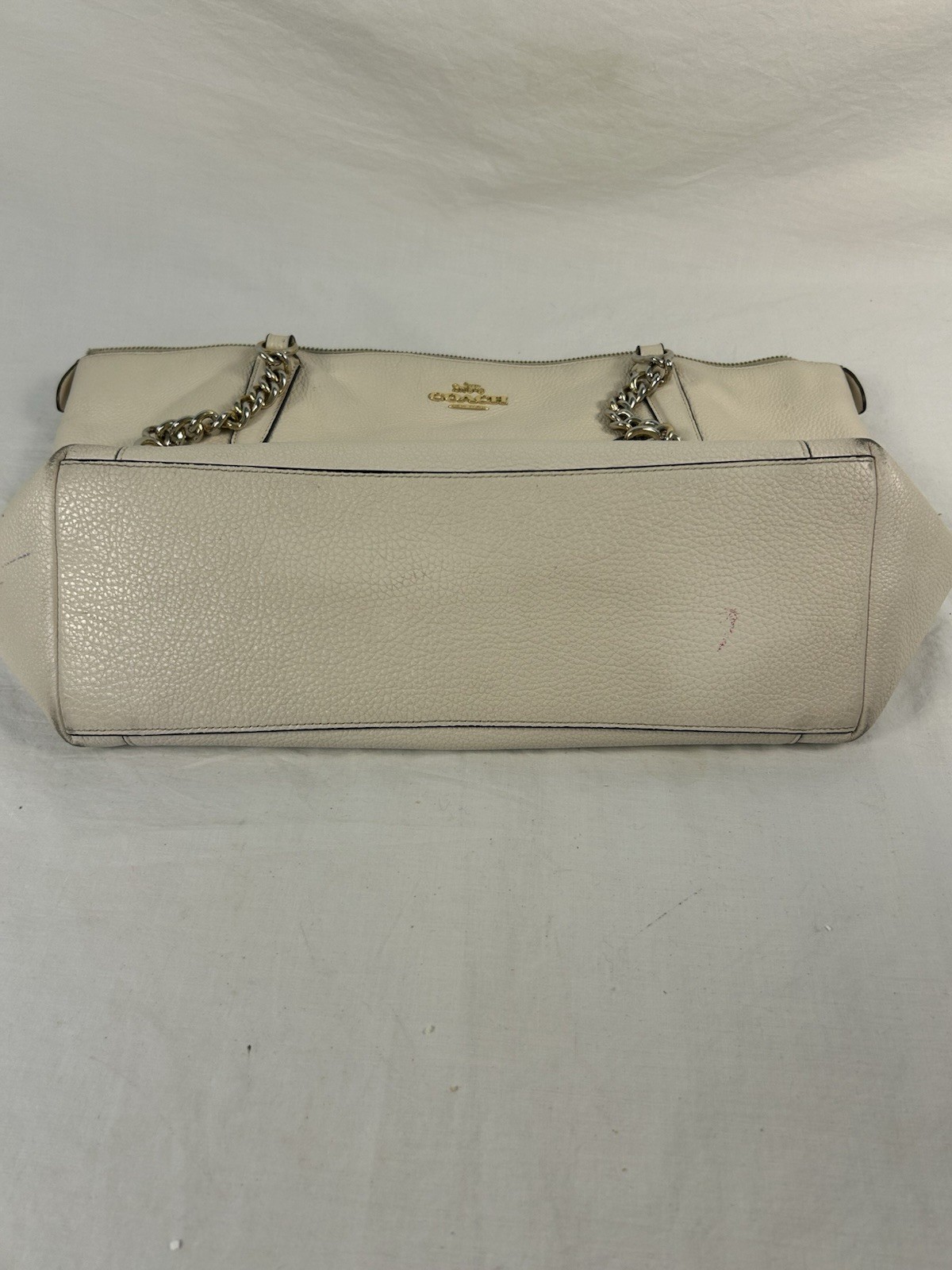 Coach F29007 Ava Chain Tote In Ivory Crossgrain Leather