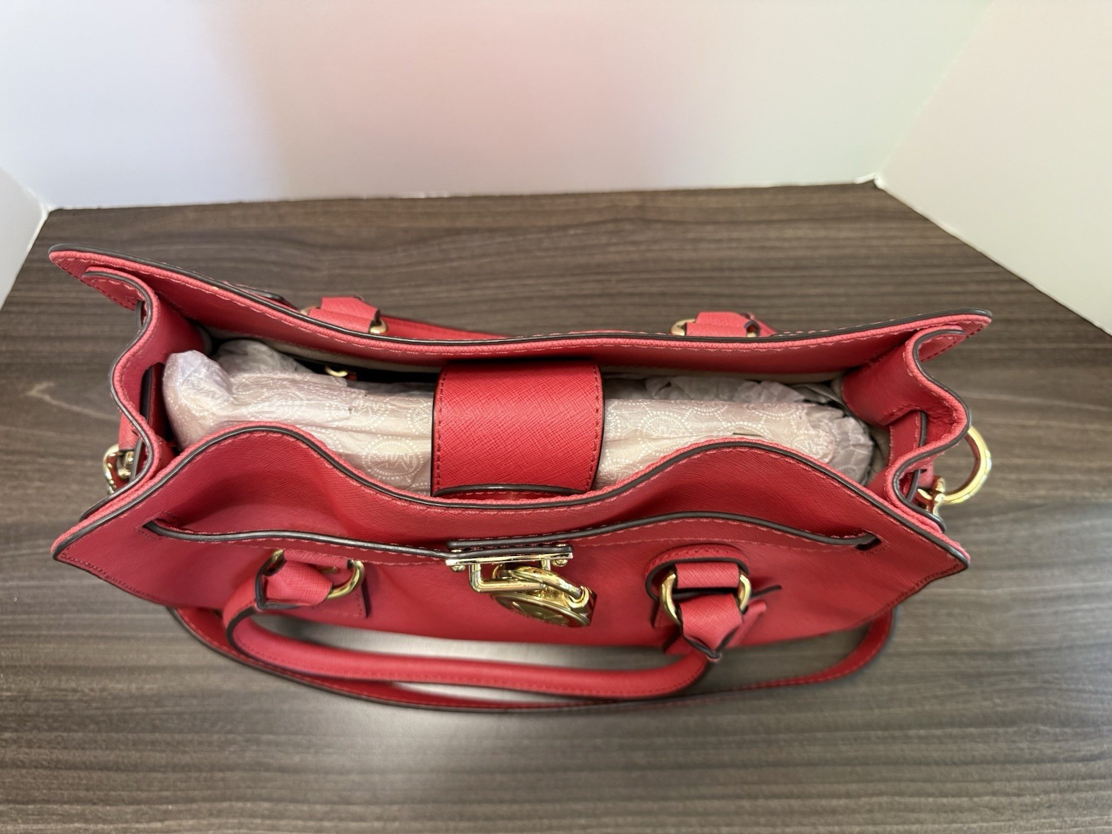MICHAEL KORS HAMILTON Satchel, in Watermelon color